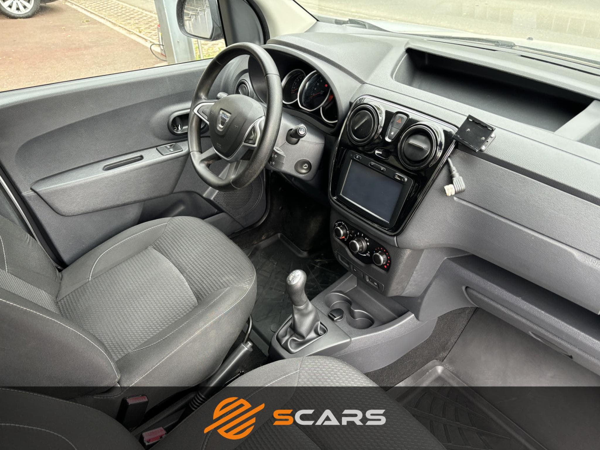 Dacia Dokker 1.5 TDCI 90cv (2017) - Photo 8