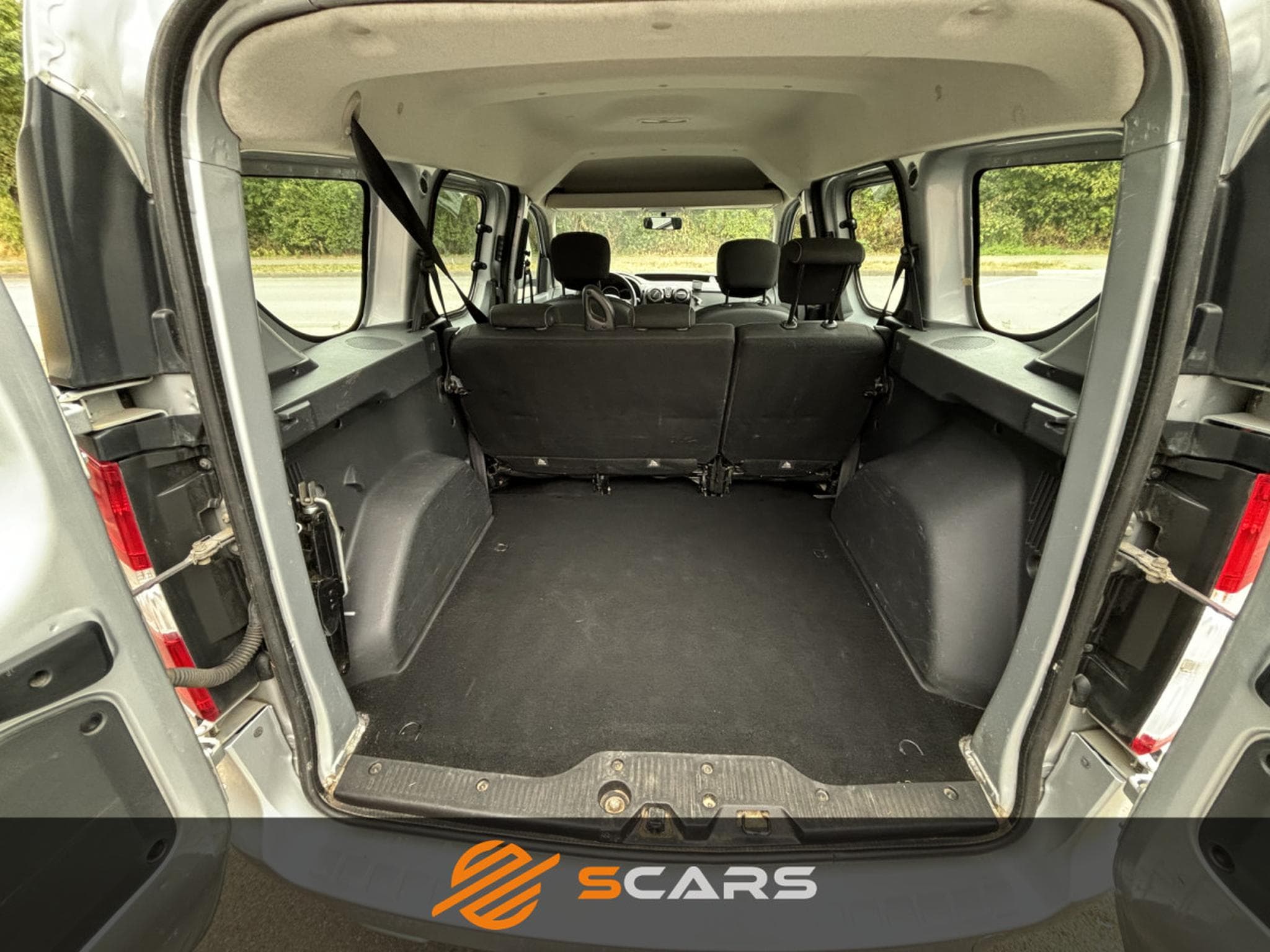 Dacia Dokker 1.5 TDCI 90cv (2017) - Photo 10