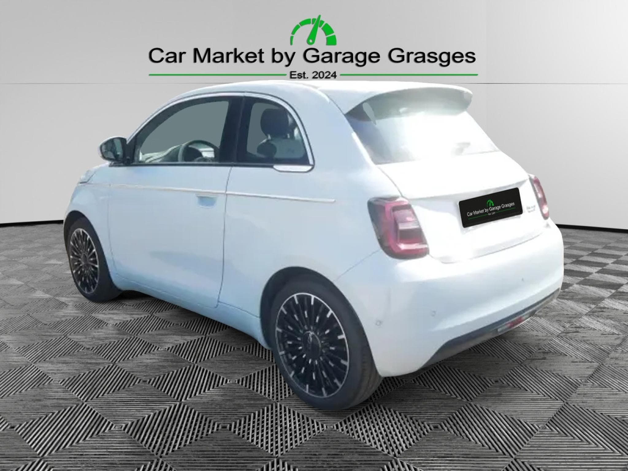 Fiat 500 BOCELLI 42 Kwh (2023) - Photo 3