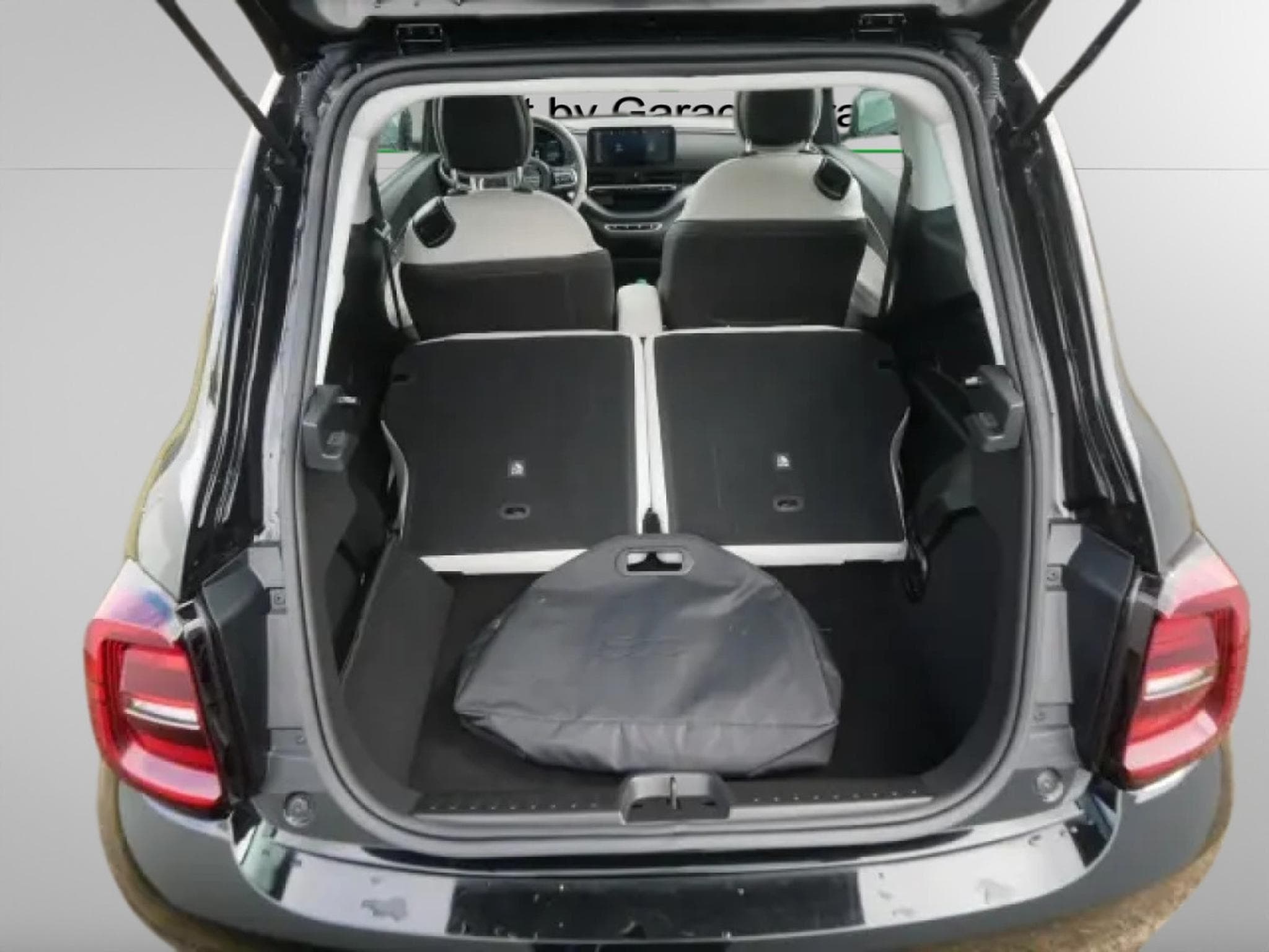 Fiat 500 BOCELLI 42 Kwh (2023) - Photo 9