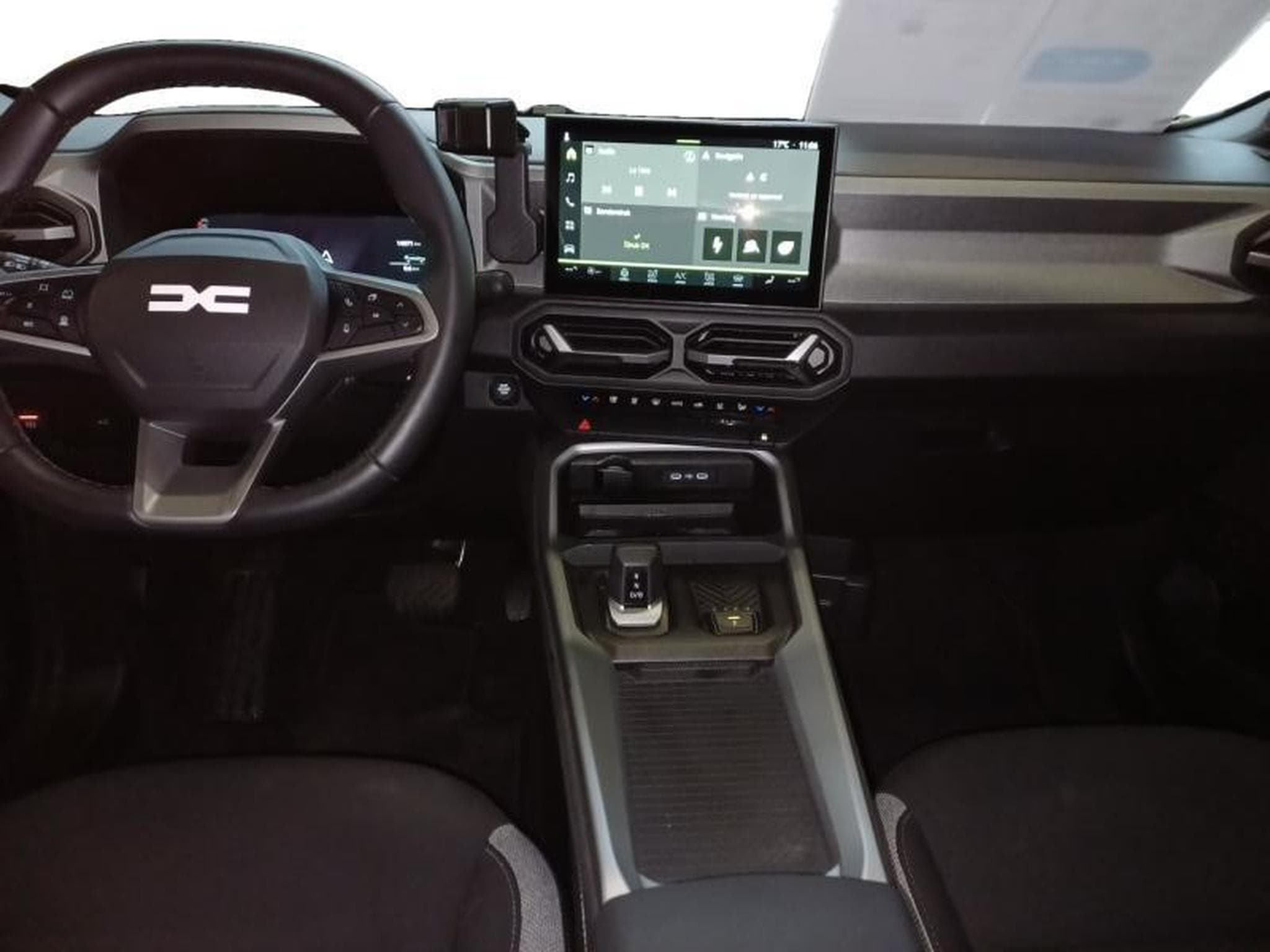 Dacia Bigster 1.8 Hybrid Journey (2026) - Photo 8