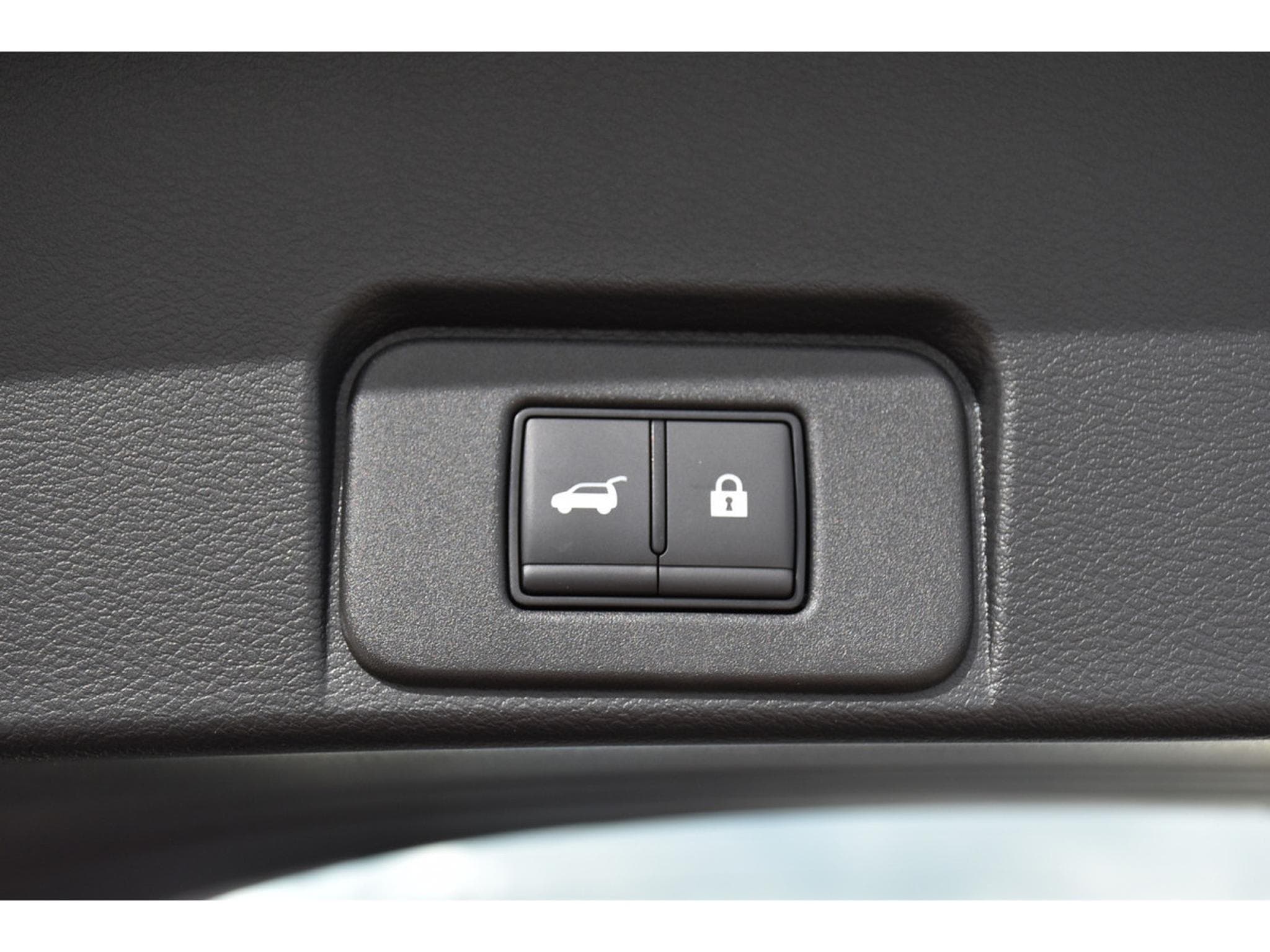 Nissan X-Trail 1.5 e-Power Tekna+ PANO MEMO BOSE CAM360 HUD 1° MAIN (2025) - Photo 23
