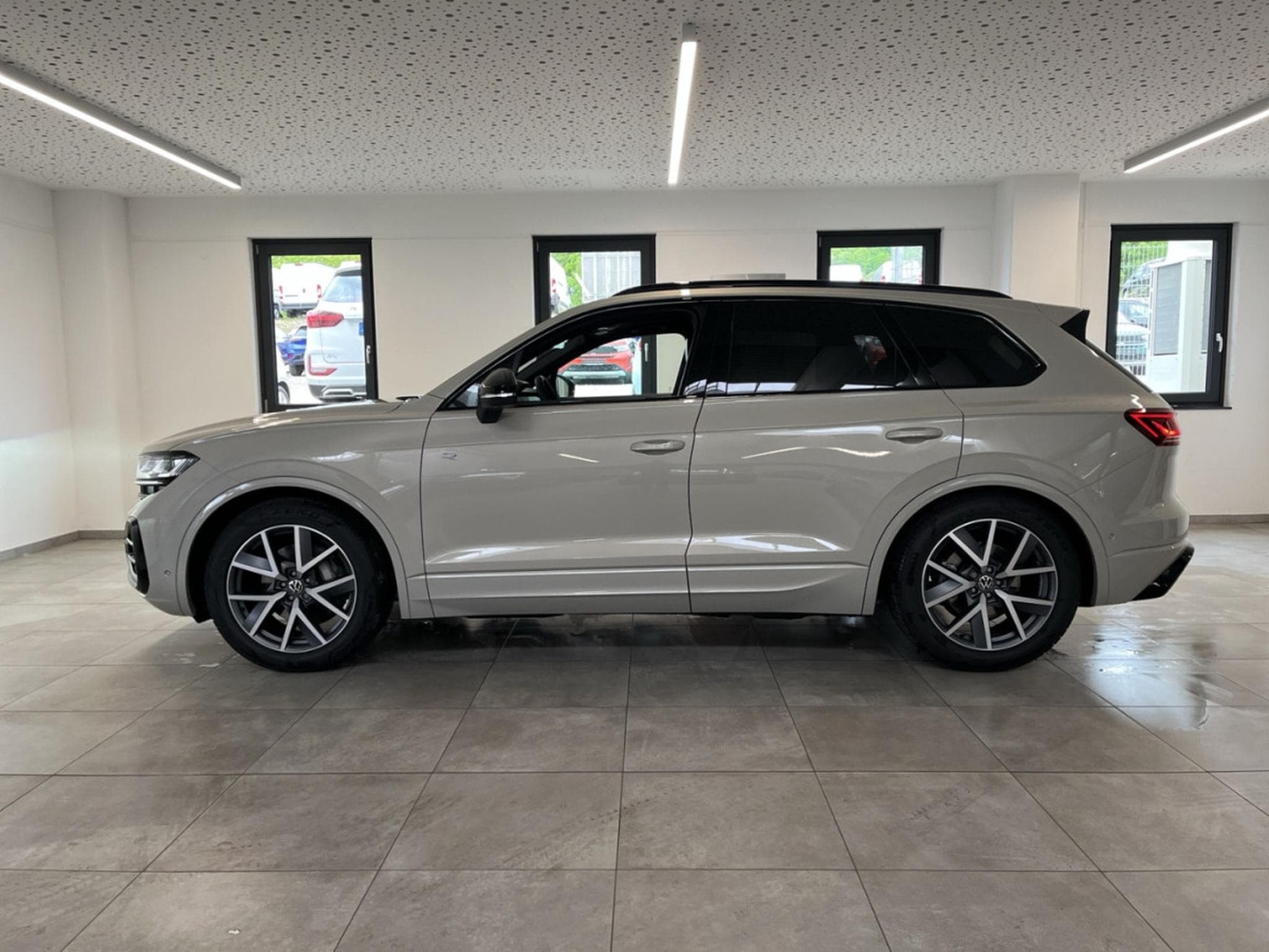 VW Touareg 3.0 TDI 210 kW 4Motion R-Line Final Edition (2026) - Photo 7