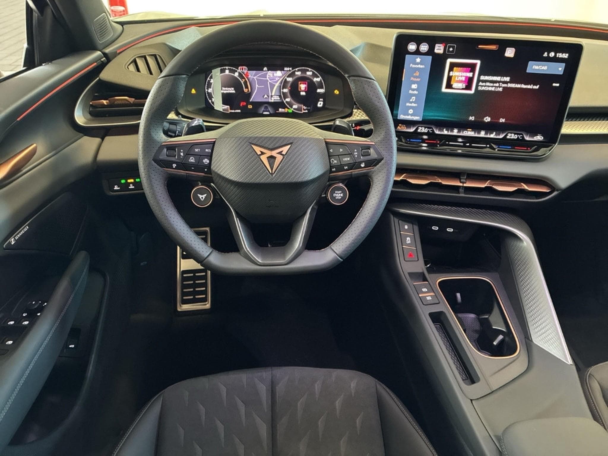 Cupra Terramar VZ 2.0 TSI DSG 5J Gar. Sennheiser AHK Pano eSitze (2026) - Photo 8