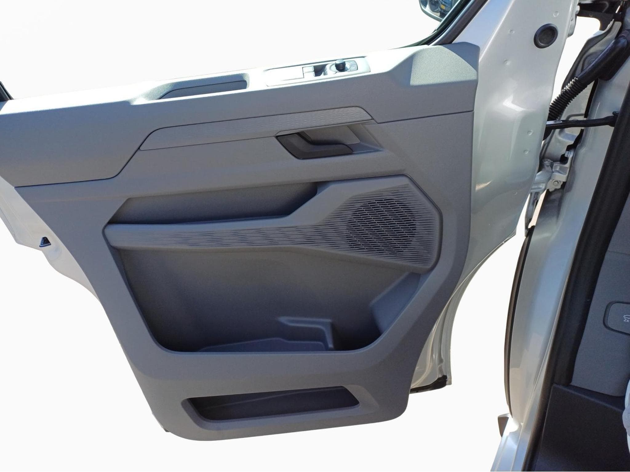 VW T7 Basic (2025) - Photo 14