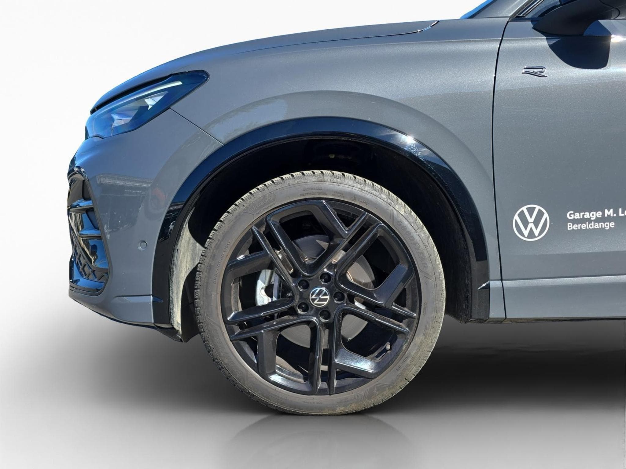 VW Tiguan R-Line (2026) - Photo 8