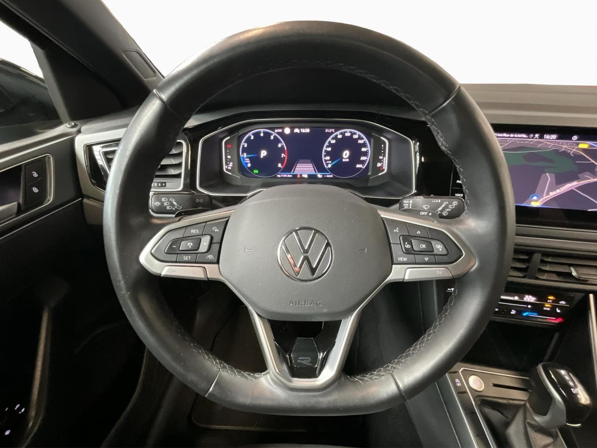 VW Taigo R-Line+DSG+Black-Style+Pano+IQ-Light+P.Tech. (2024) - Foto 12