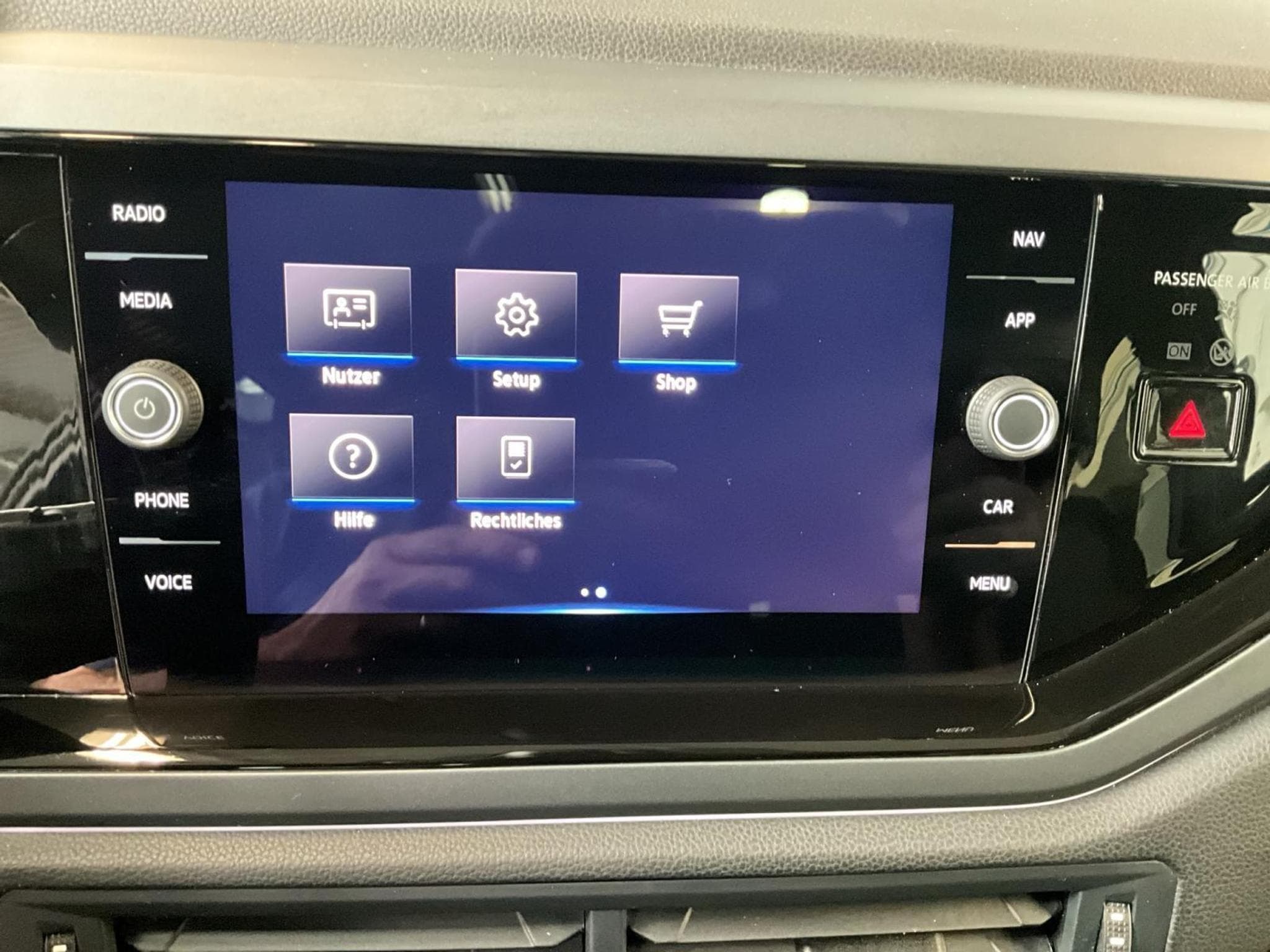 VW Taigo R-Line+DSG+Black-Style+Pano+IQ-Light+P.Tech. (2024) - Foto 17