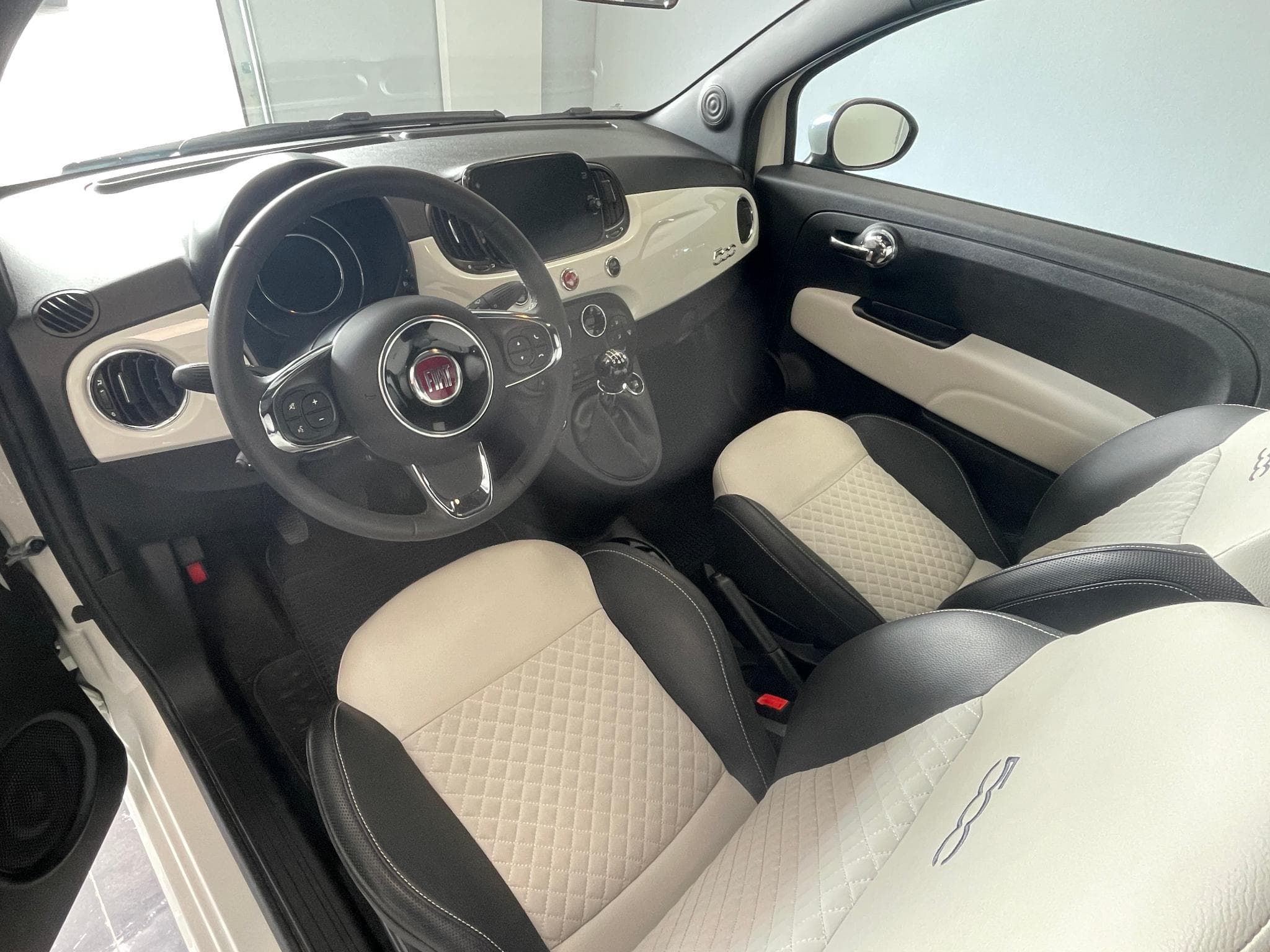 Fiat 500 Dolce Vita (2021) - Photo 3