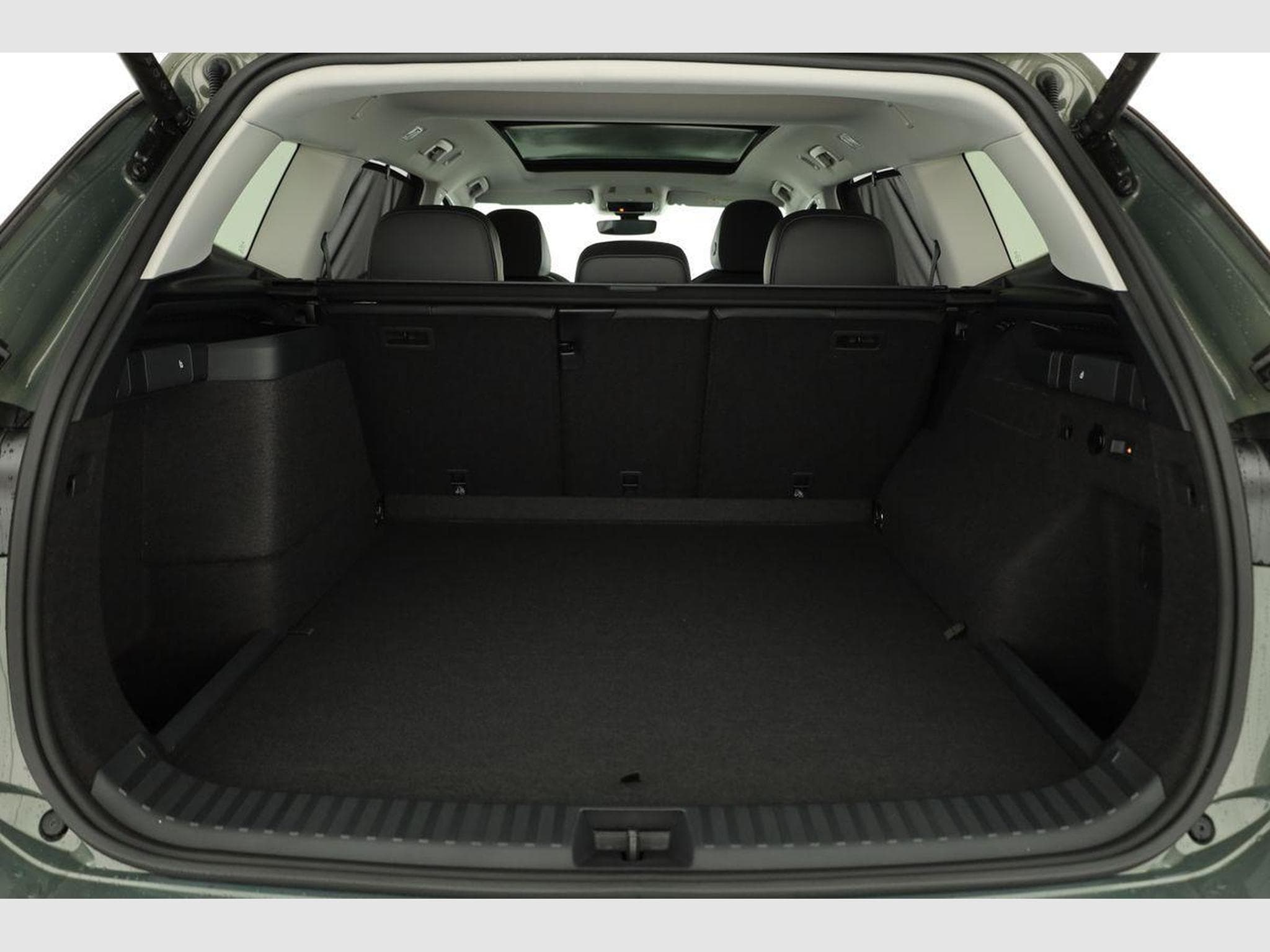 VW Tayron 1.5 TSI eHybrid 150 kW Life (2025) - Photo 12