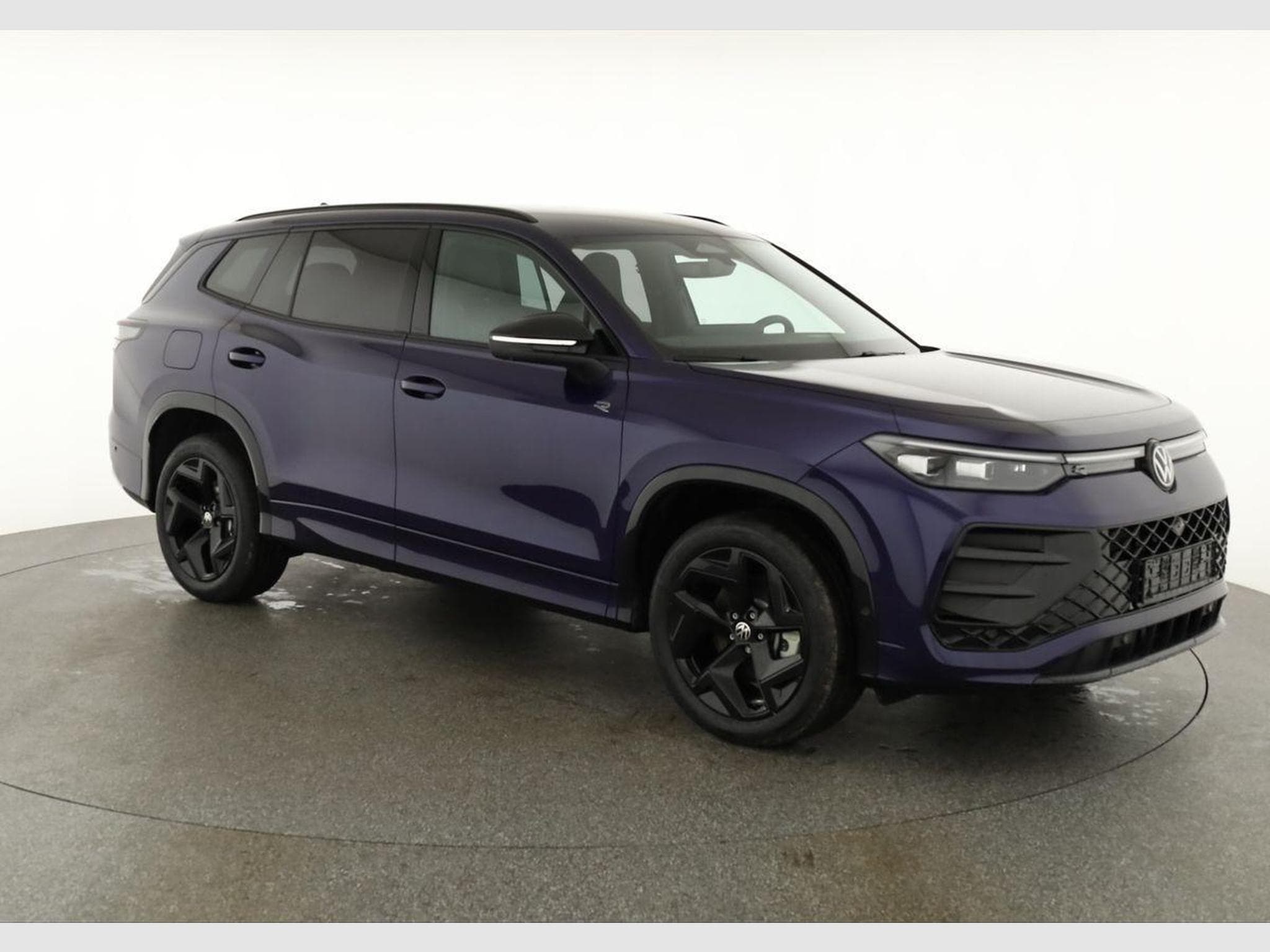 VW Tayron 1.5 TSI eHybrid 150 kW R-Line (2026) - Photo 1