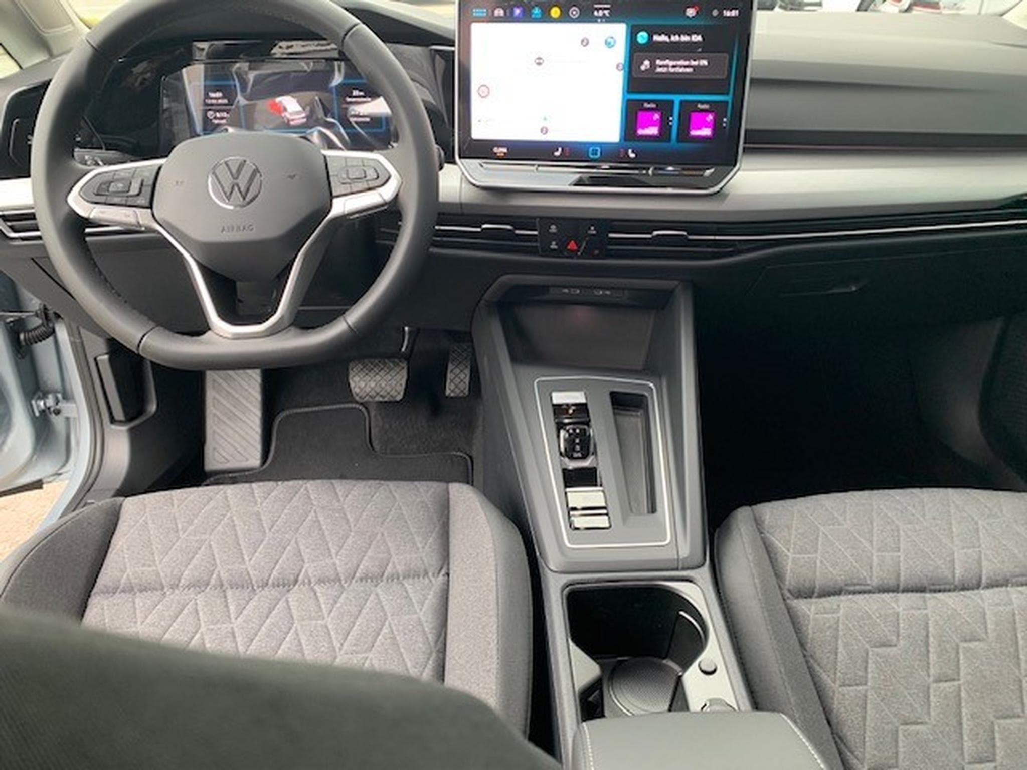 VW Golf Variant LIFE 1.5eTSI 150CV DSG7 (2026) - Foto 3