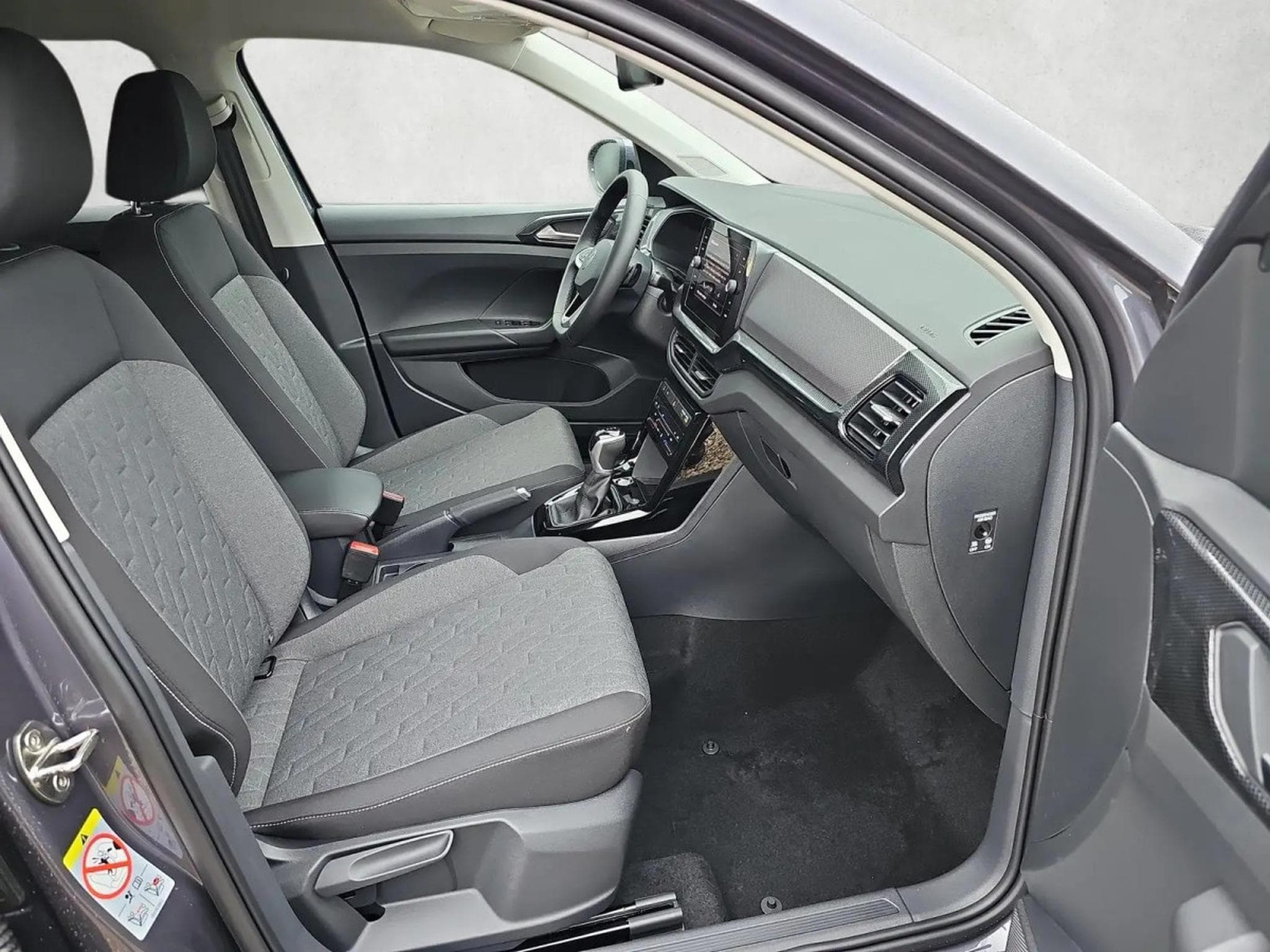 VW T-Cross R-line 1.0 TSI 85kW-116CV DSG7 - Jantes 18 - Camera - Leds - (2026) - Photo 10