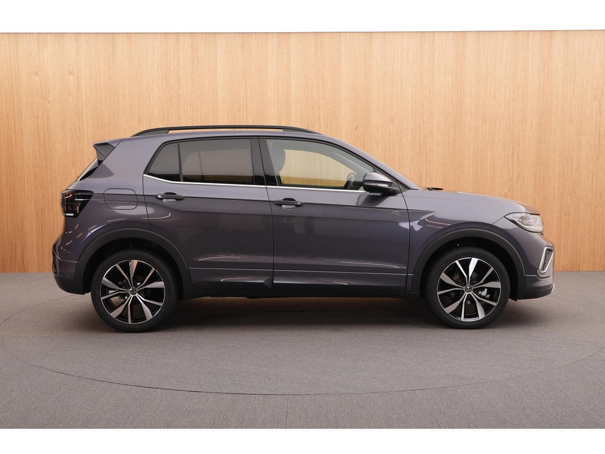 VW T-Cross R-Line 1.5 TSI 110KW-150CV DSG7 - Jantes 18 - Camera - (2026) - Photo 7