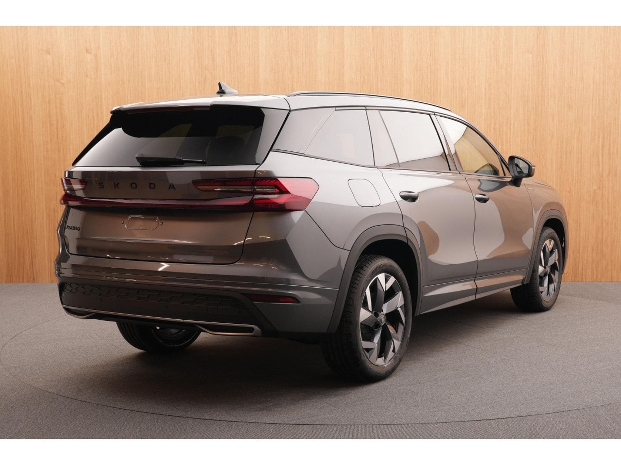 Skoda Kodiaq Sportline 1.5 TSI DSG 110 kW-150CV (2026) - Photo 4