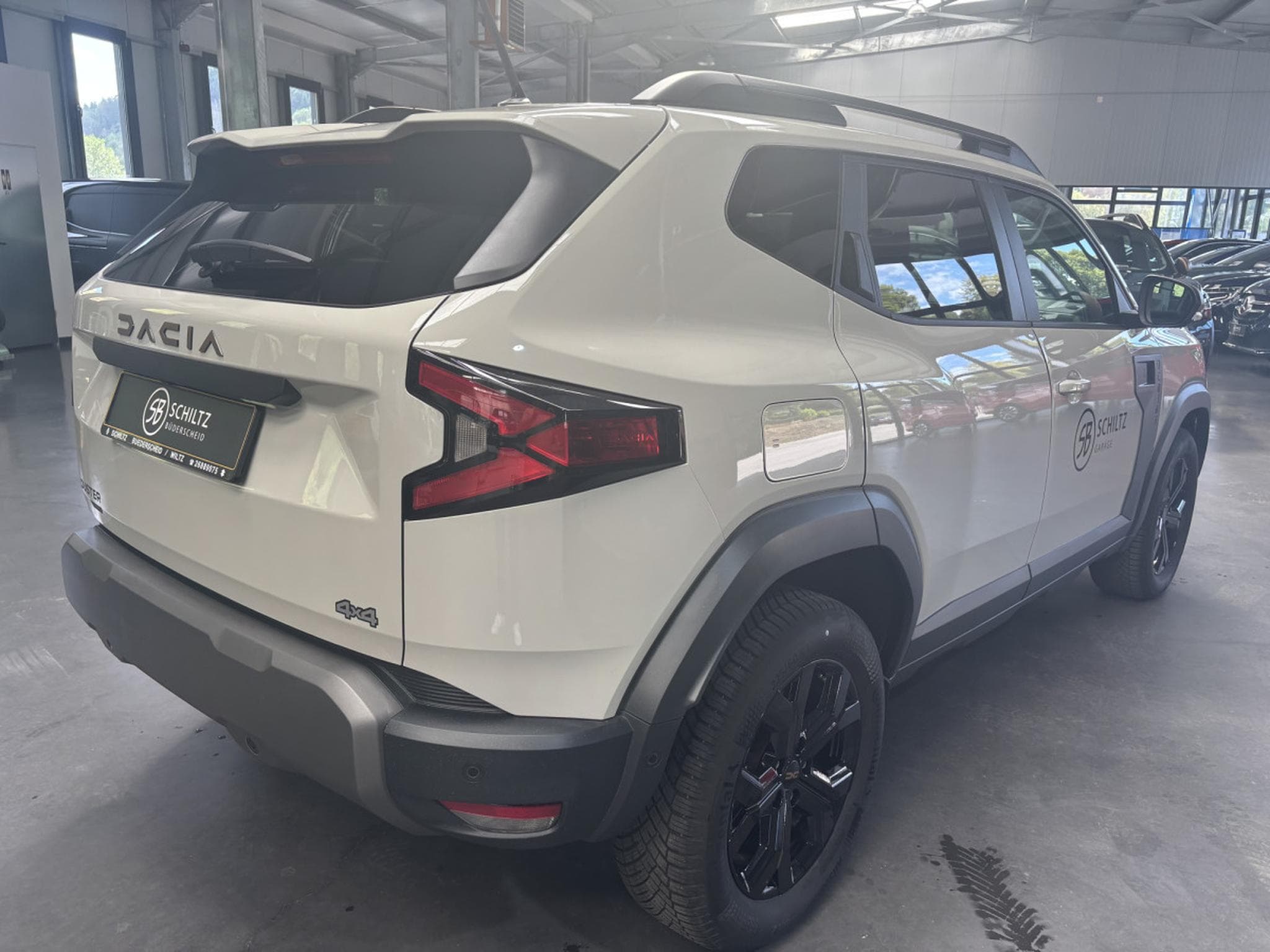 Dacia Duster 1.2 MildHybrid 4x4 LPG-GPL (2026) - Photo 3