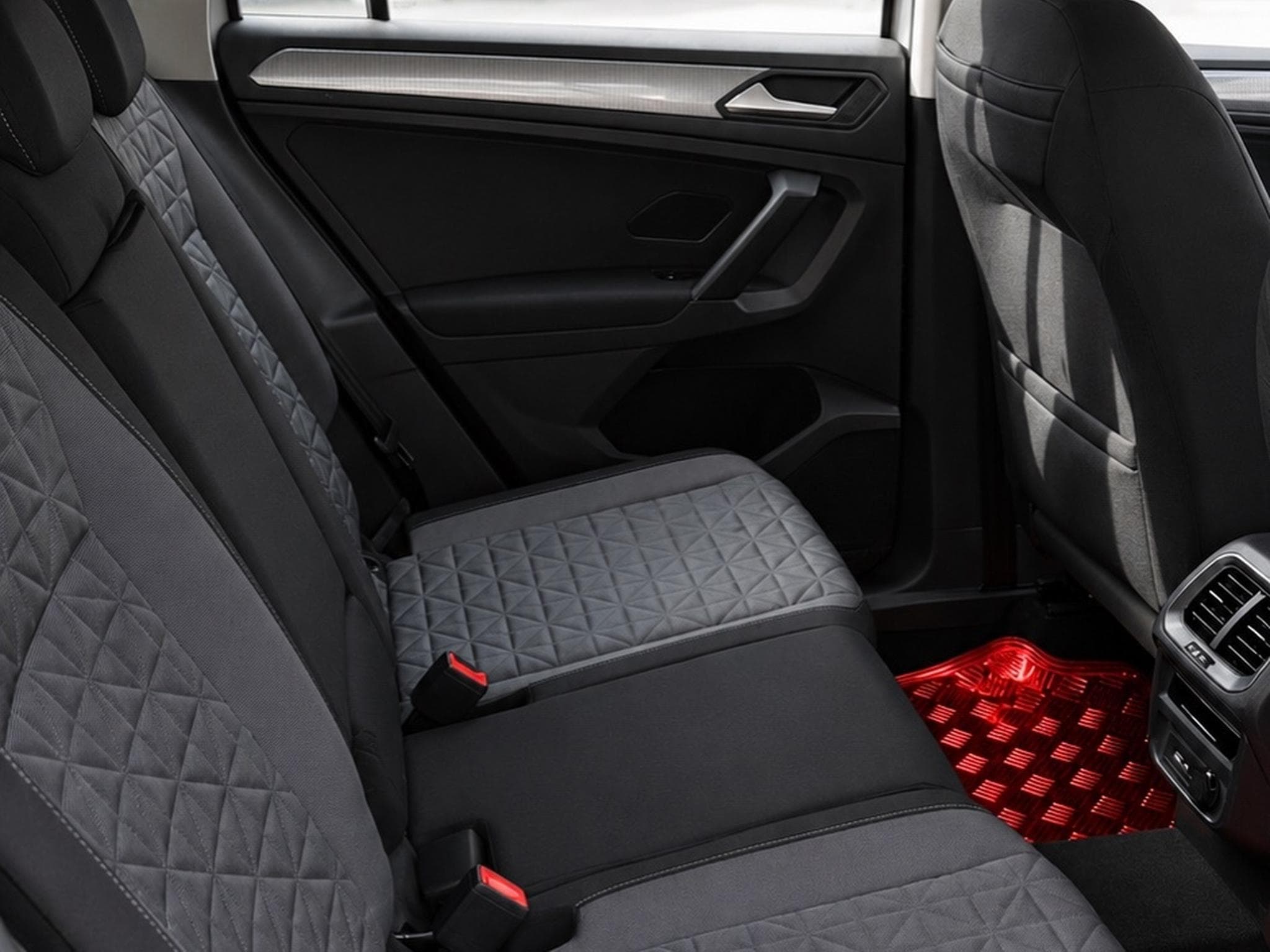 VW Tiguan Life 2.0 TDI (2022) - Photo 6