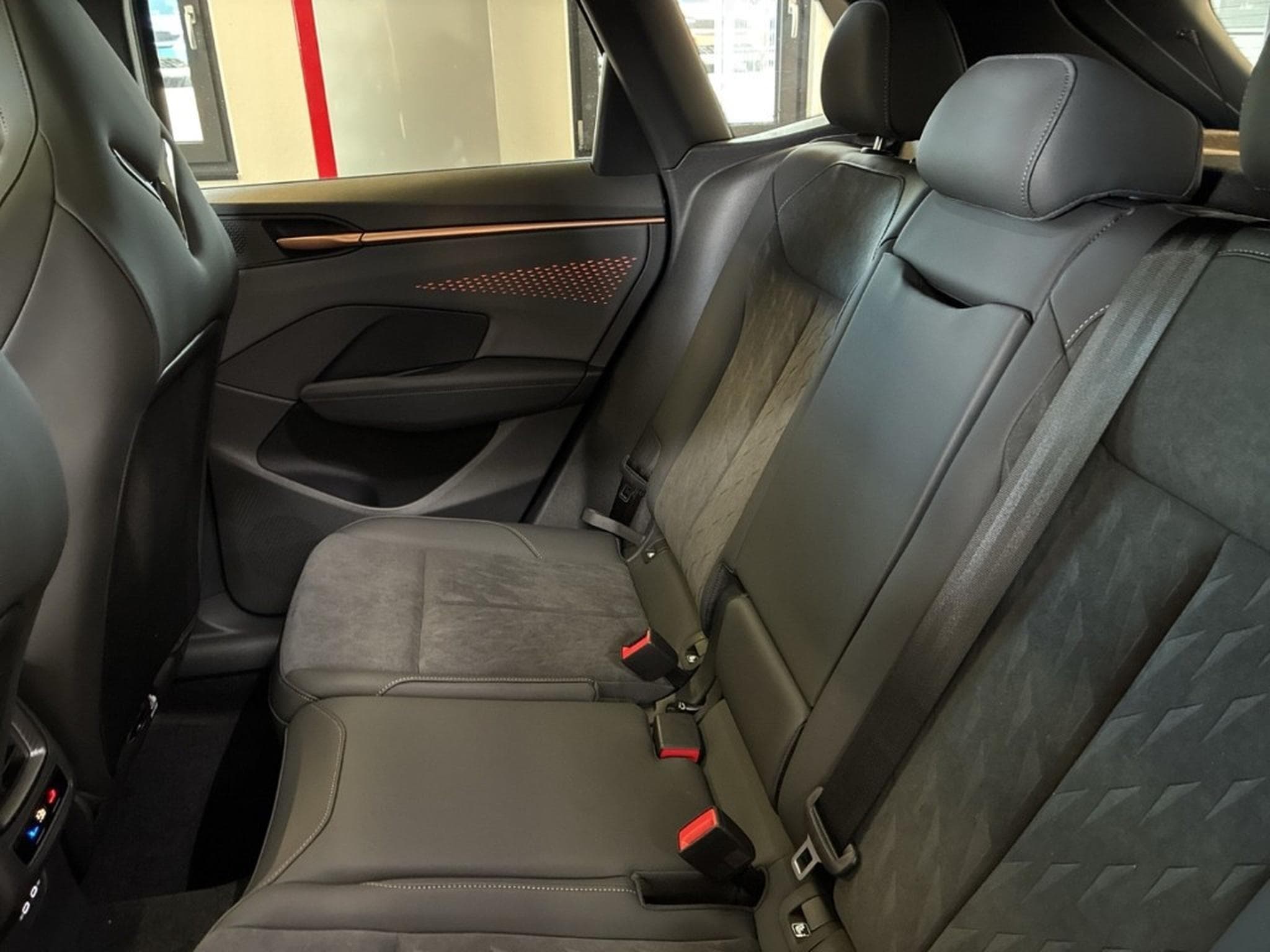Cupra Terramar VZ 2.0 TSI DSG 5J Gar. Sennheiser AHK Pano eSitze (2026) - Foto 11