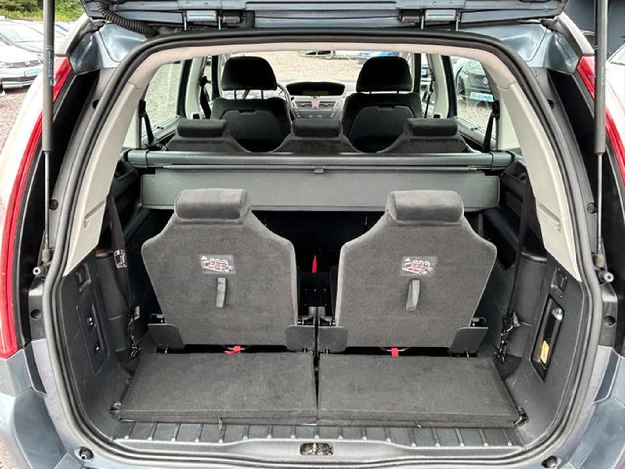 Citroën Grand C4 Picasso / S Grand C4 Picasso 2.0 HDI Exclusive 7 Sitzer Aut. (2009) - Photo 14