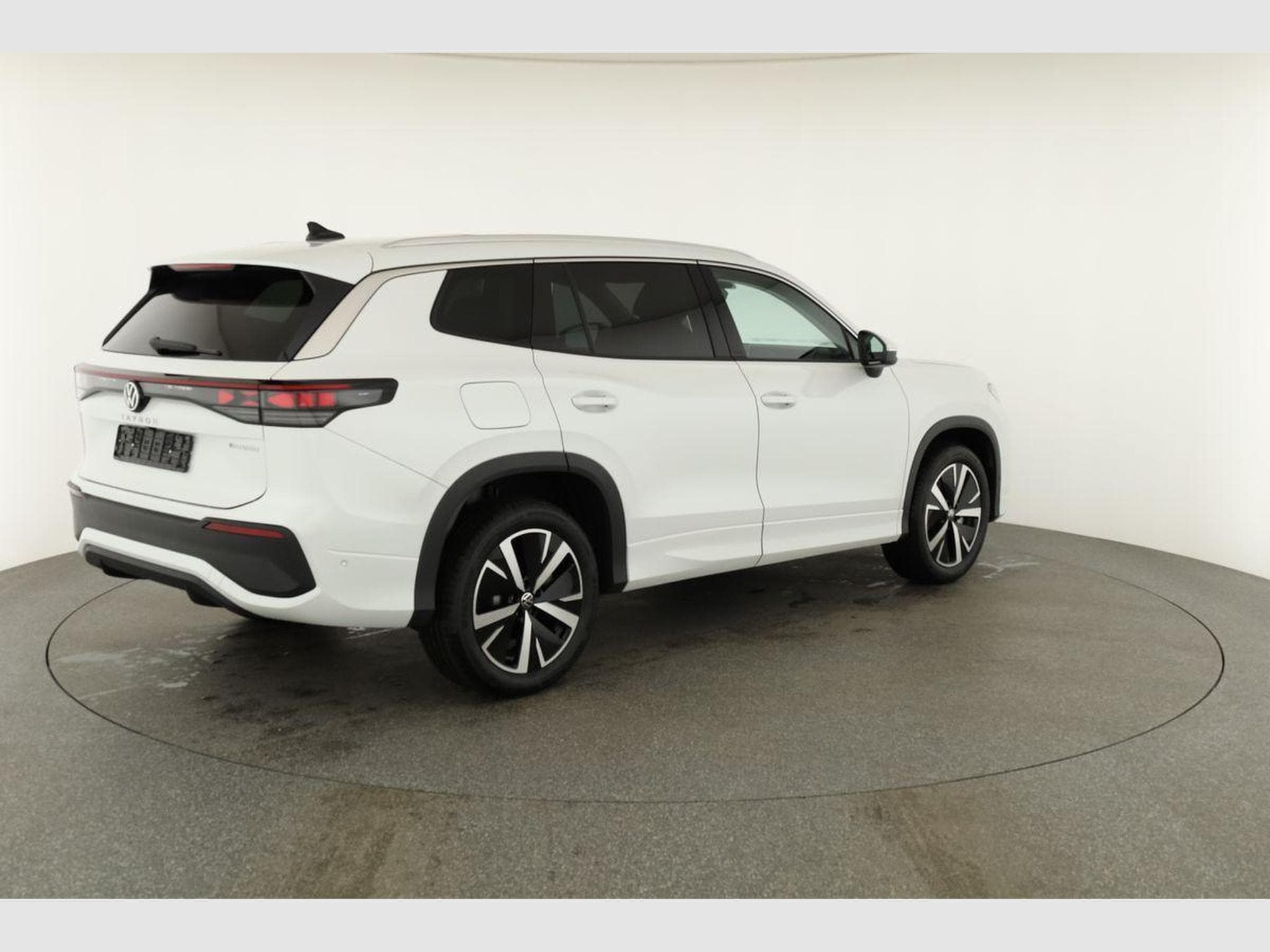 VW Tayron 1.5 TSI eHybrid 150 kW Life (2025) - Photo 21