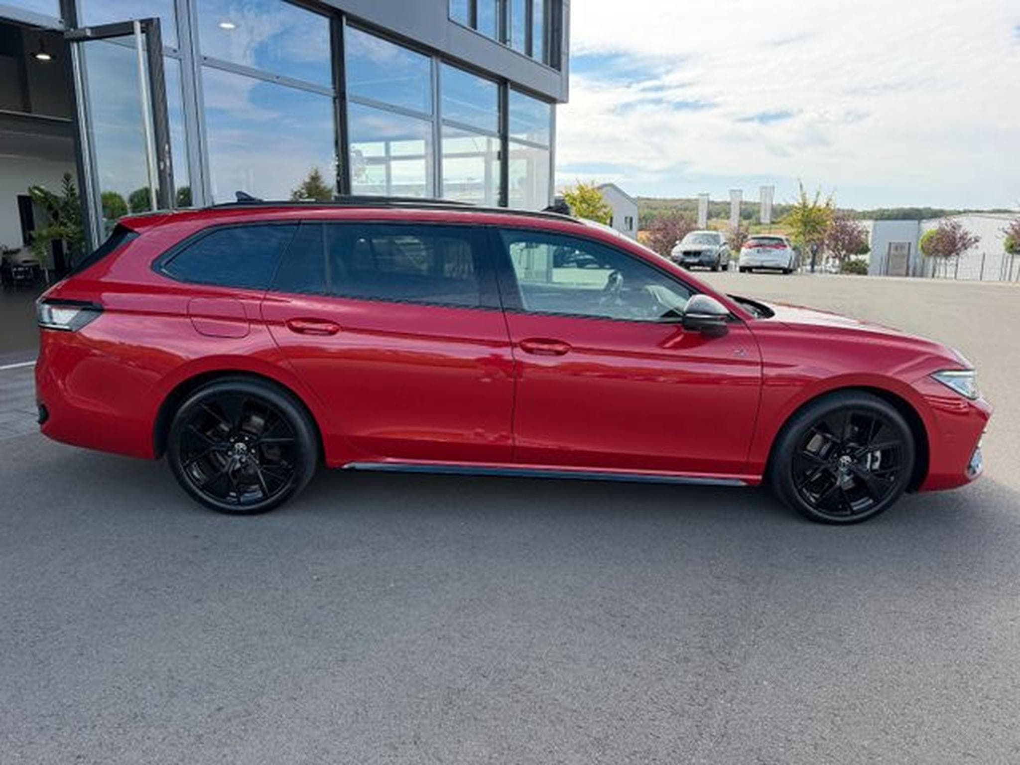 VW Passat Passat 2.0TDI 4x4 R-Line Leder Pano Signature (2024) - Foto 7