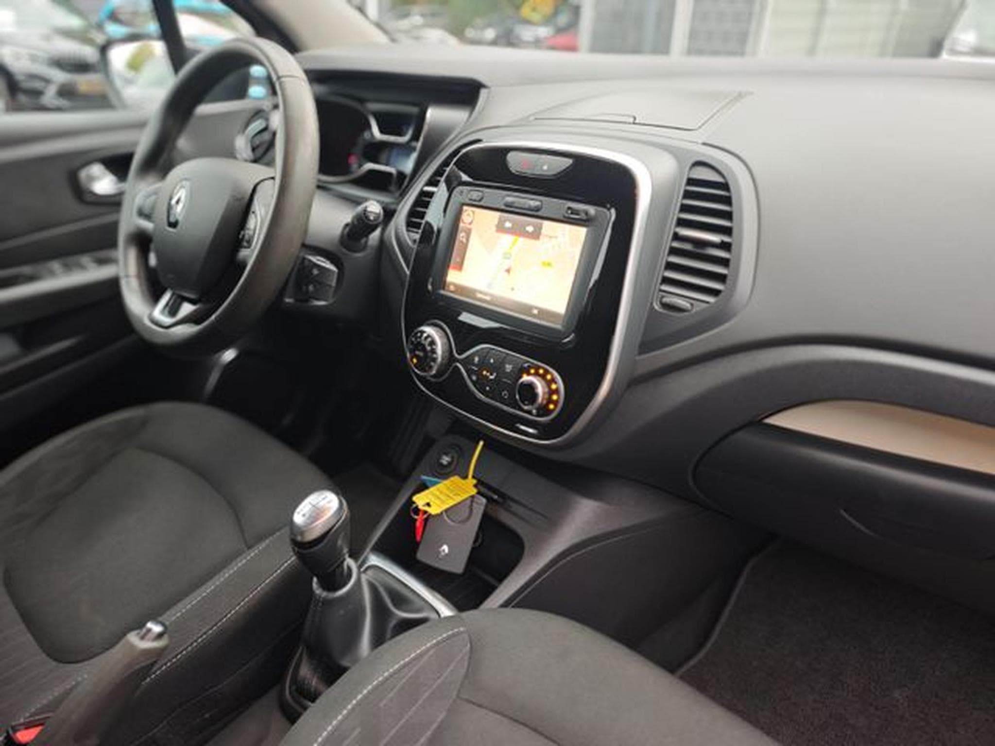 Renault Captur CAPTUR LIMITED*NAVI*SHZ*PDC*BLUETOOTH* (2019) - Foto 15