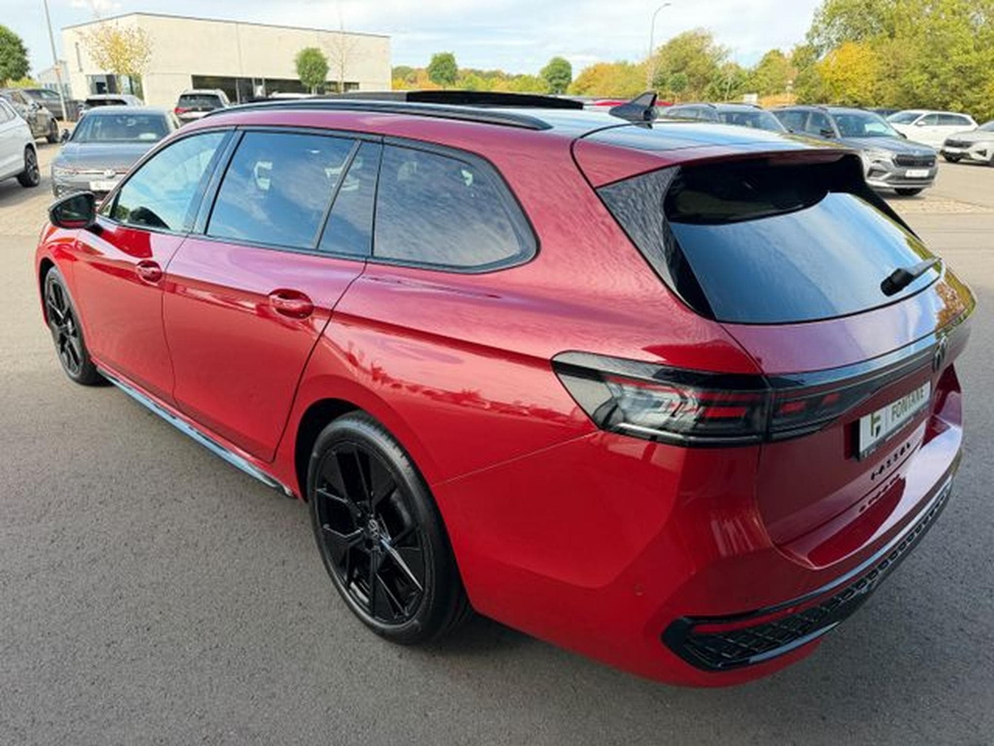 VW Passat Passat 2.0TDI 4x4 R-Line Leder Pano Signature (2024) - Foto 10