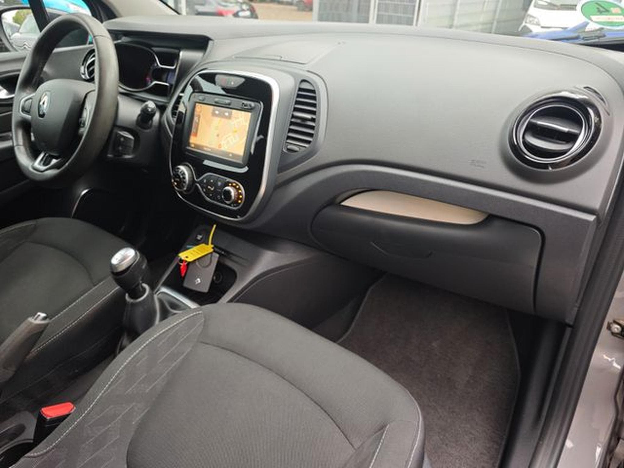 Renault Captur CAPTUR LIMITED*NAVI*SHZ*PDC*BLUETOOTH* (2019) - Foto 14