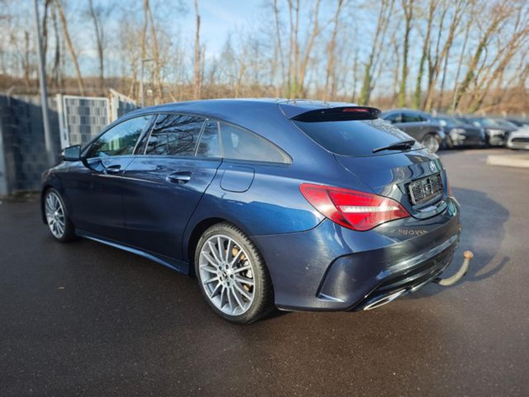 Mercedes CLA 180 CLA 180 SHOOTING BRAKE*AMG-LINE*AHK*LED*ALCANTAR (2017) - Photo 8