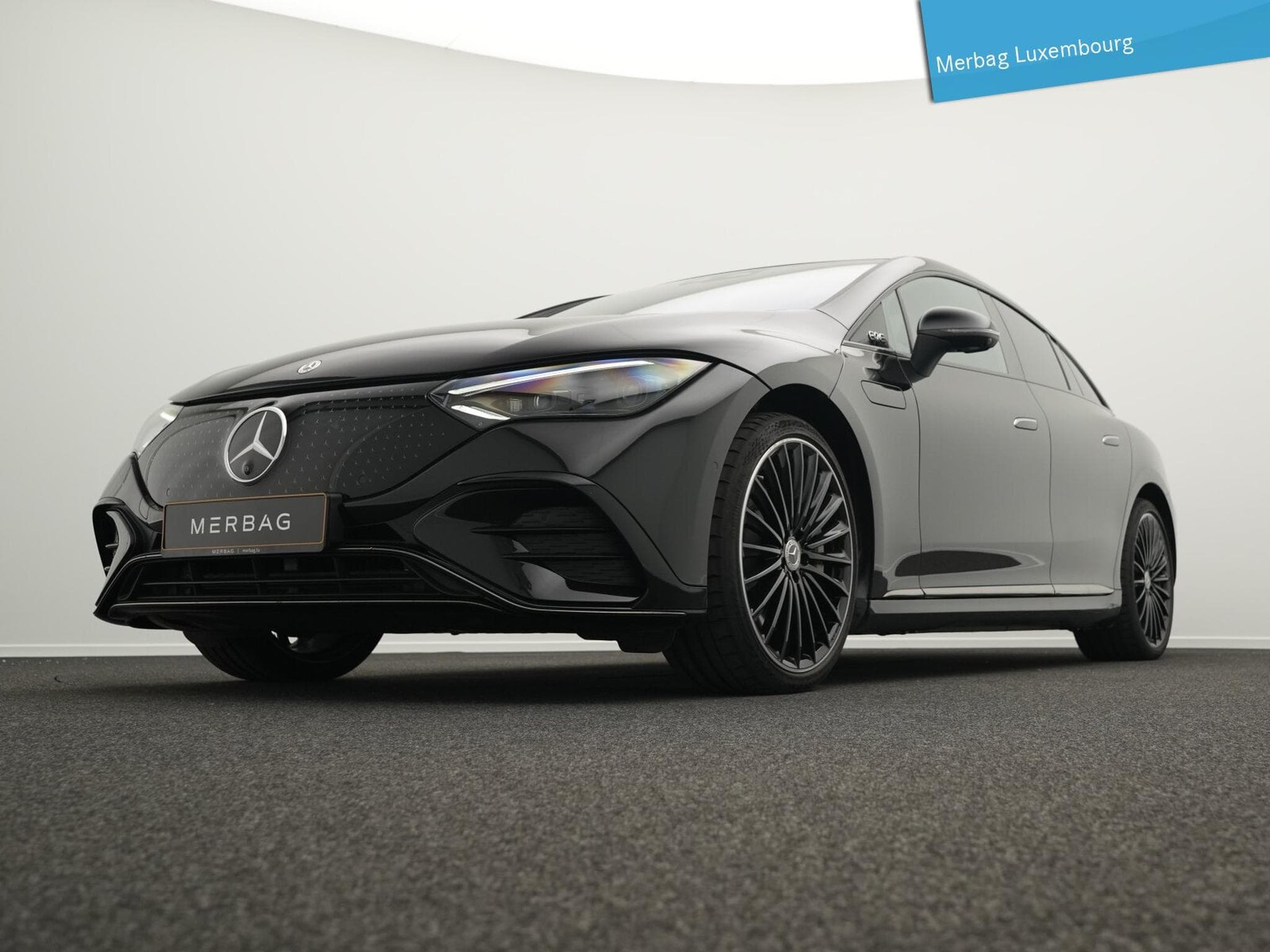 Mercedes EQE 4MATIC AMG-Line (2022) - Foto 10