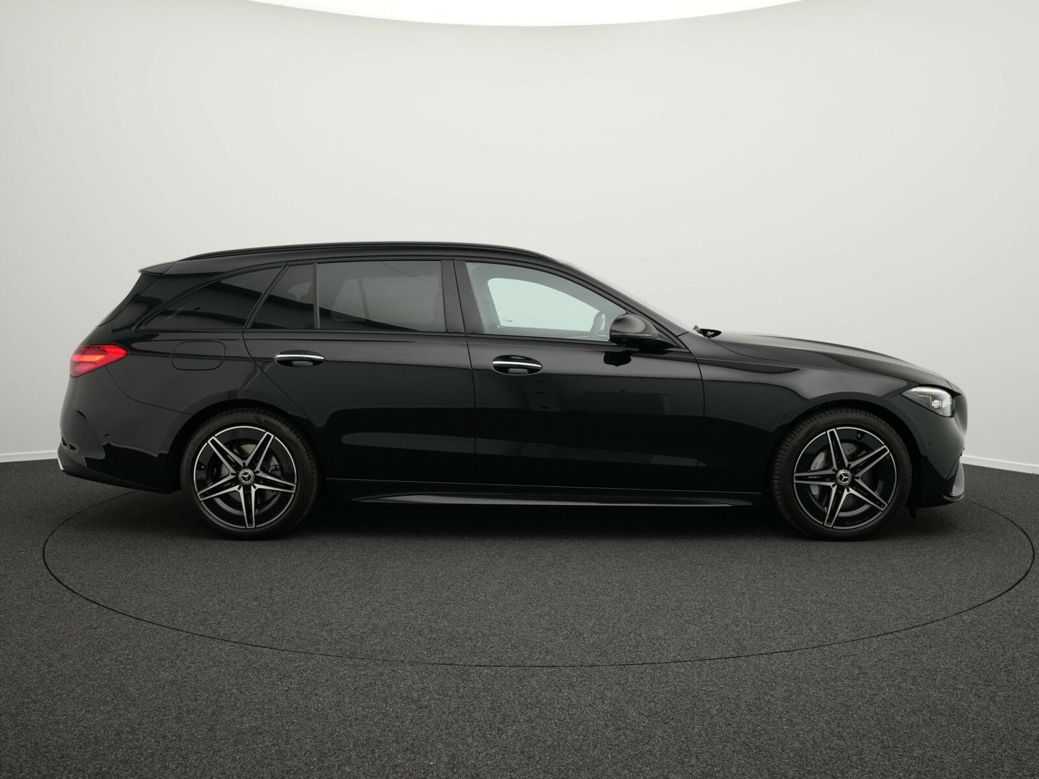 Mercedes C 200 d T-Modell AMG-Line Burmester+Digital+Pano (2024) - Foto 5