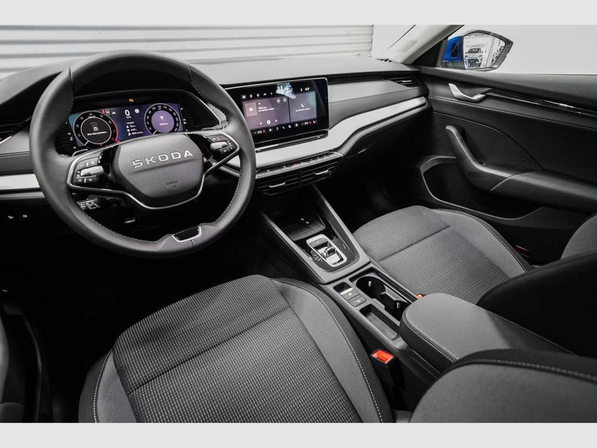 Skoda Octavia Kombi 1,5 eTSI (2025) - Foto 6