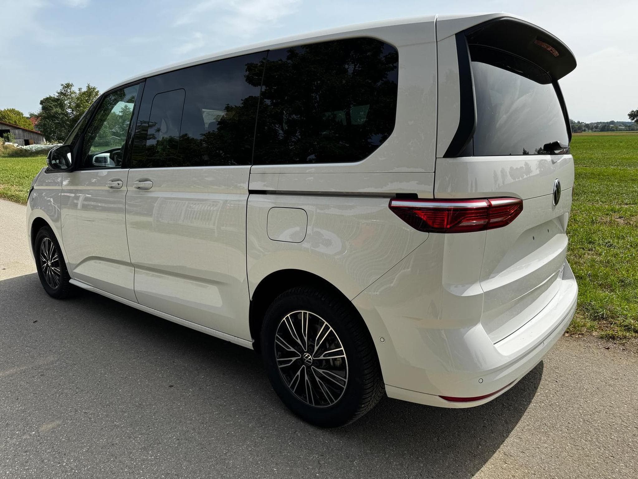 VW T7 1,5eHybrid DSG 4Motion (2026) - Foto 2