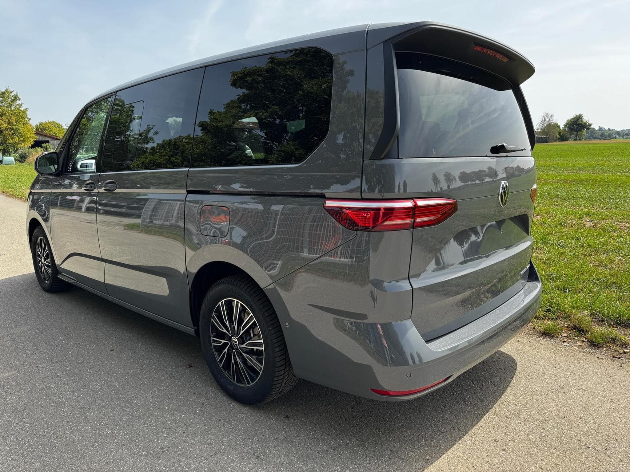 VW T7 1,5eHybrid DSG 4Motion (2026) - Foto 2