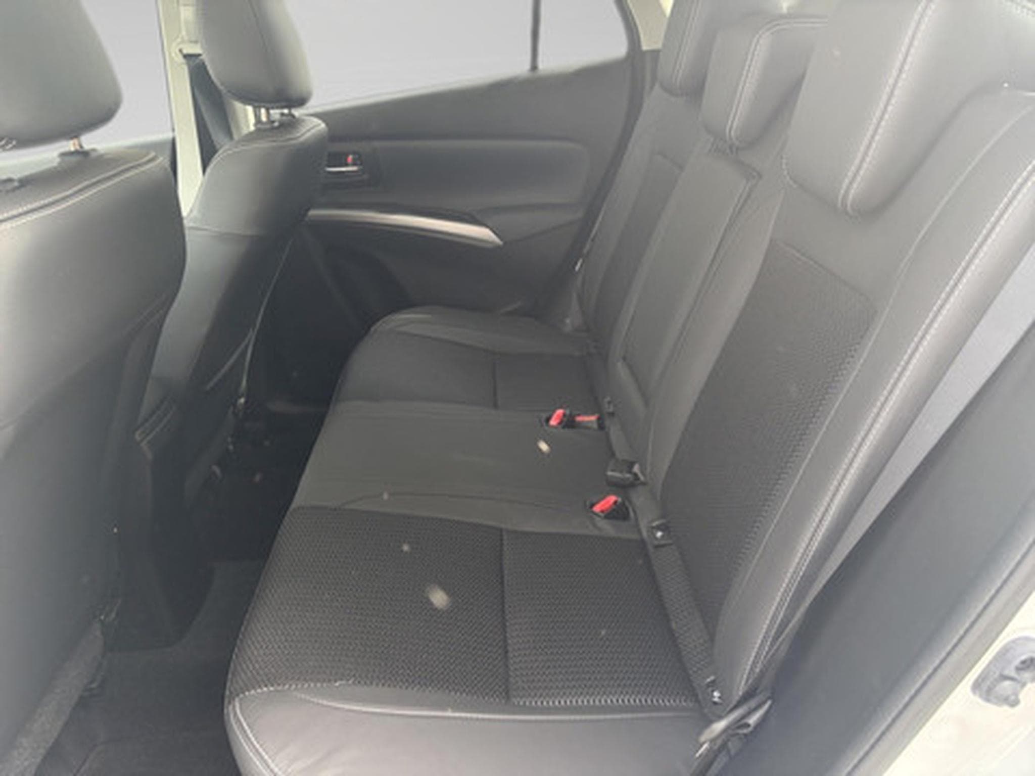 Suzuki S-Cross 1.4 GLX SUNROOF PACK 4WD (2023) - Photo 16