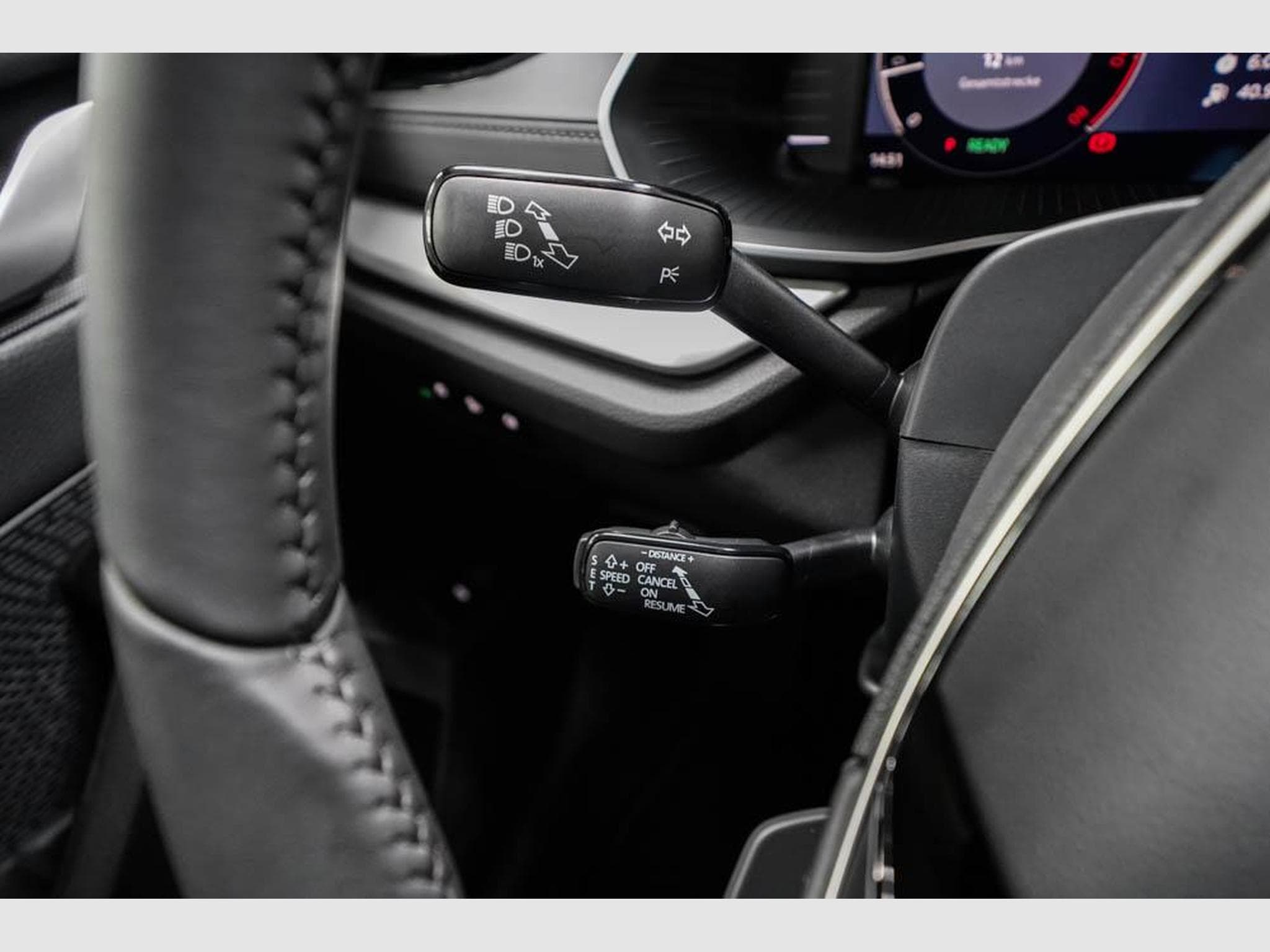 Skoda Octavia Kombi 1,5 eTSI (2026) - Foto 11