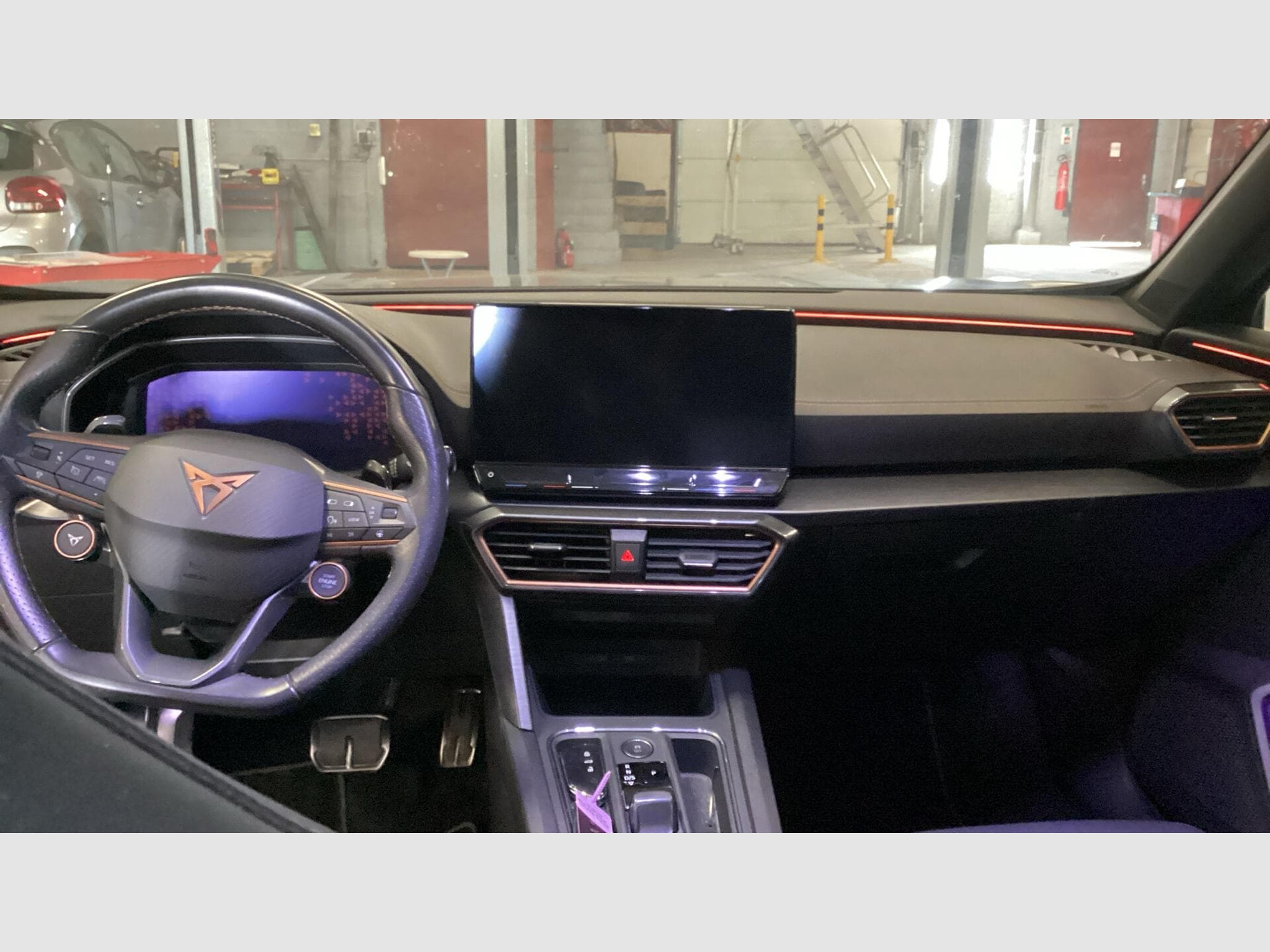 Cupra Formentor 1.4 e-HYBRID 245 ch DSG6 VZ (2023) - Foto 2