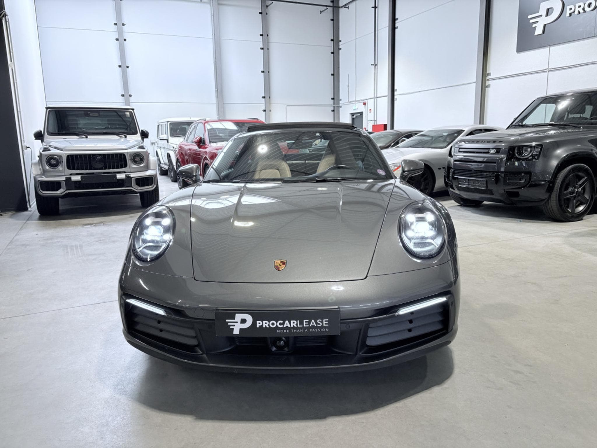 Porsche 911 992 CARRERA 4 /TOIT OUVRANT/ PASM/ CARPLAY (2023) - Foto 2