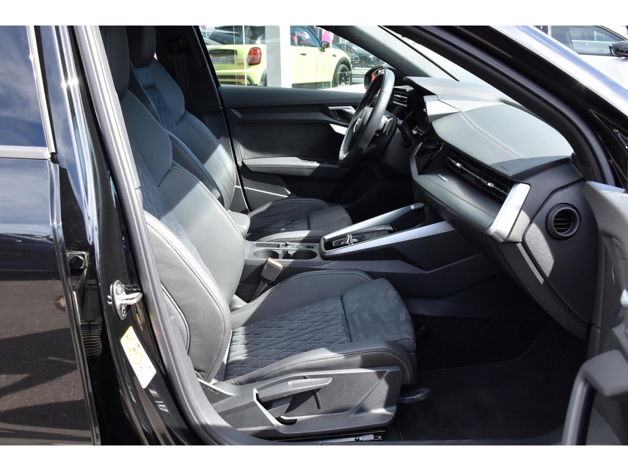 Audi A3 Limousine 40 TFSI Quattro S-Line S-Tronic CUIR LANE 1° MAIN (2022) - Photo 7