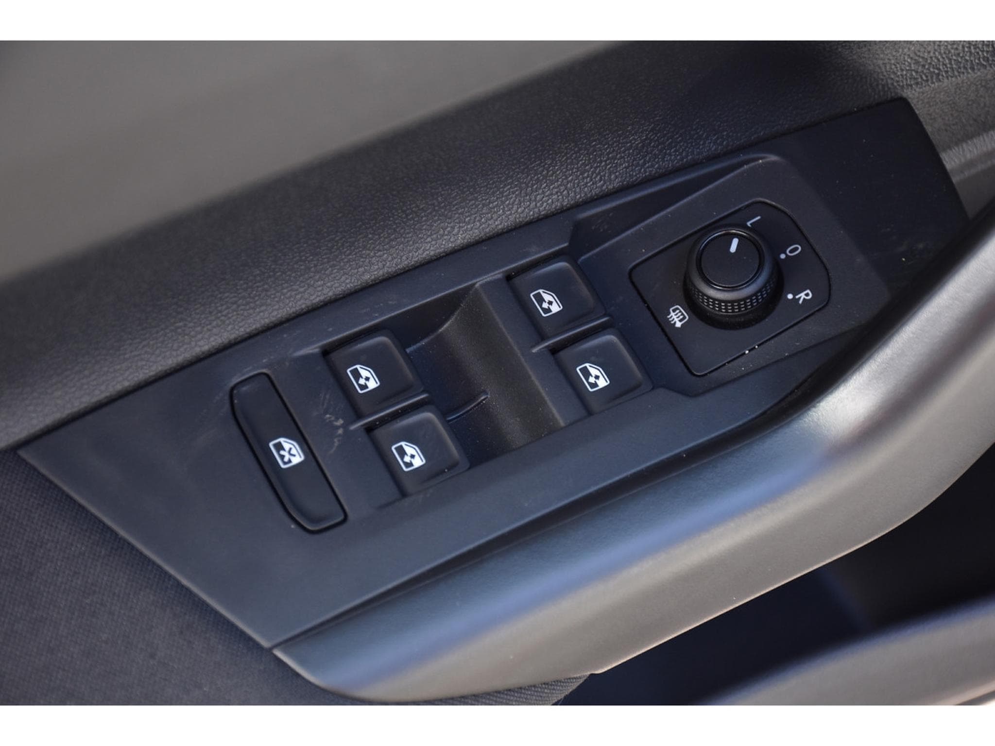 VW Polo 1.0 MPI SG CHFF APP-CONNECT PDC LED NEUVE (2026) - Photo 17