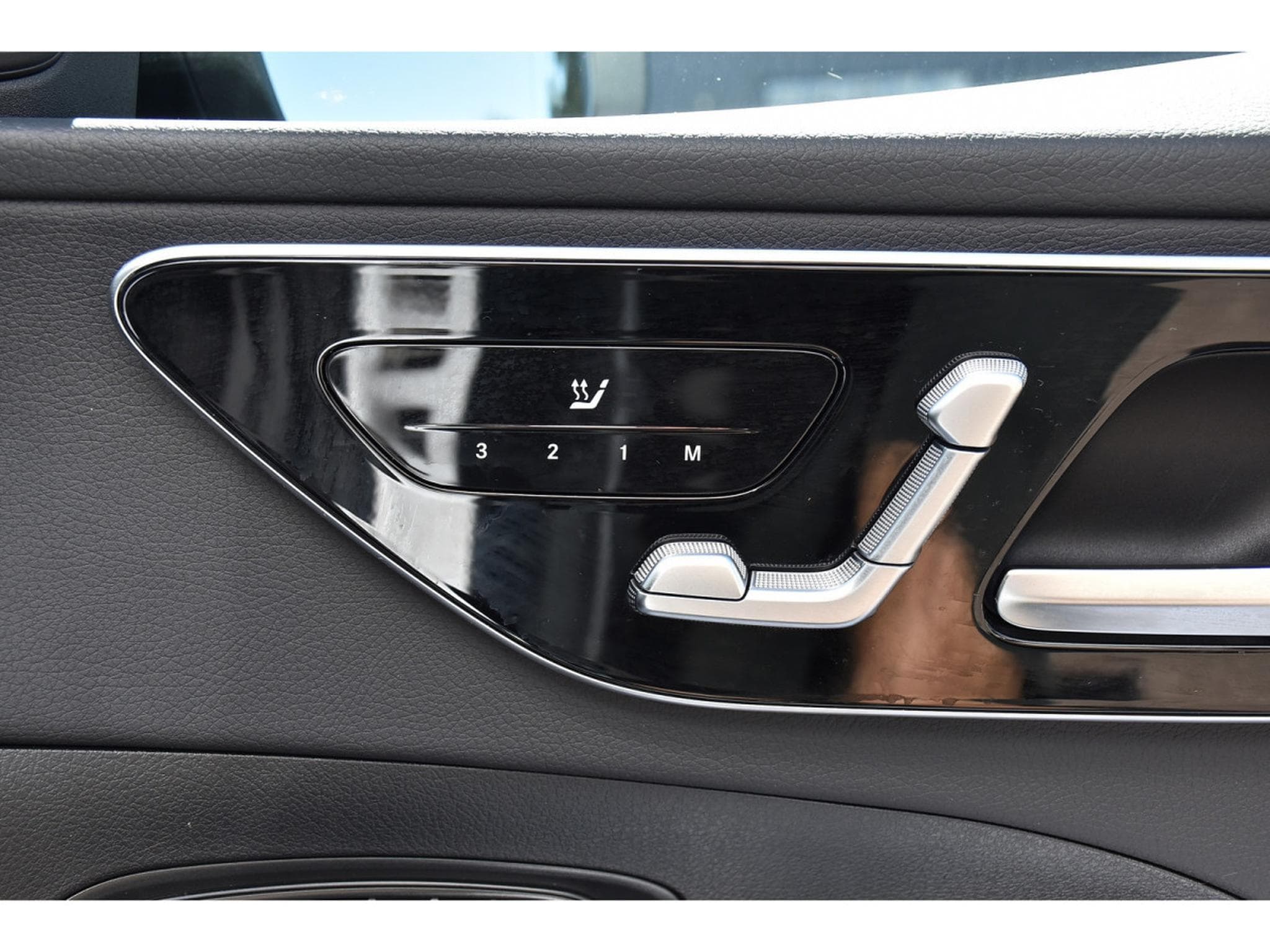 Mercedes C 200 CDI Break Luxury Line 9G-Tronic CUIR MEMO ANGLE MORT 1° MAIN (2025) - Foto 20