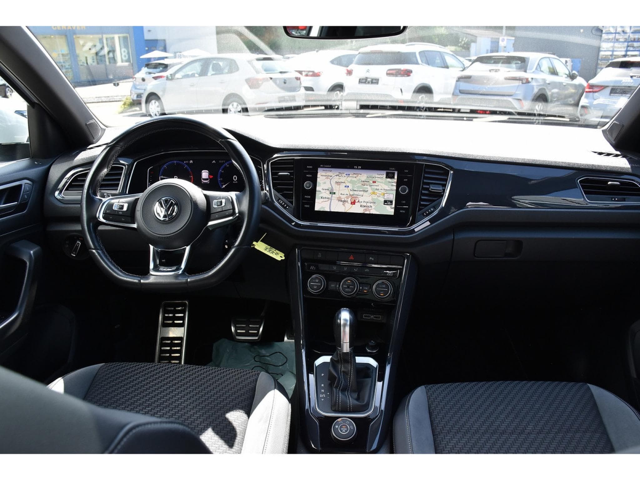 VW T-Roc 2.0 TDI 4Motion R-Line DSG PANO LANE SIDE ATT RMQ 1° MAIN (2019) - Foto 10