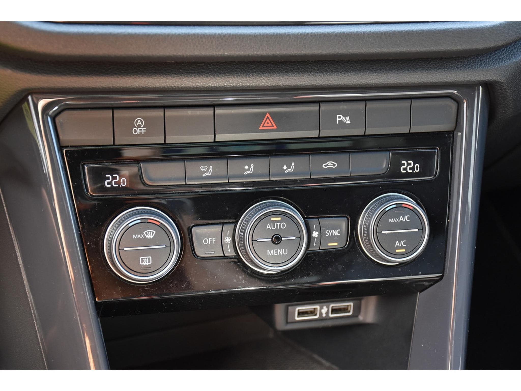 VW T-Roc 2.0 TDI 4Motion R-Line DSG PANO LANE SIDE ATT RMQ 1° MAIN (2019) - Foto 22