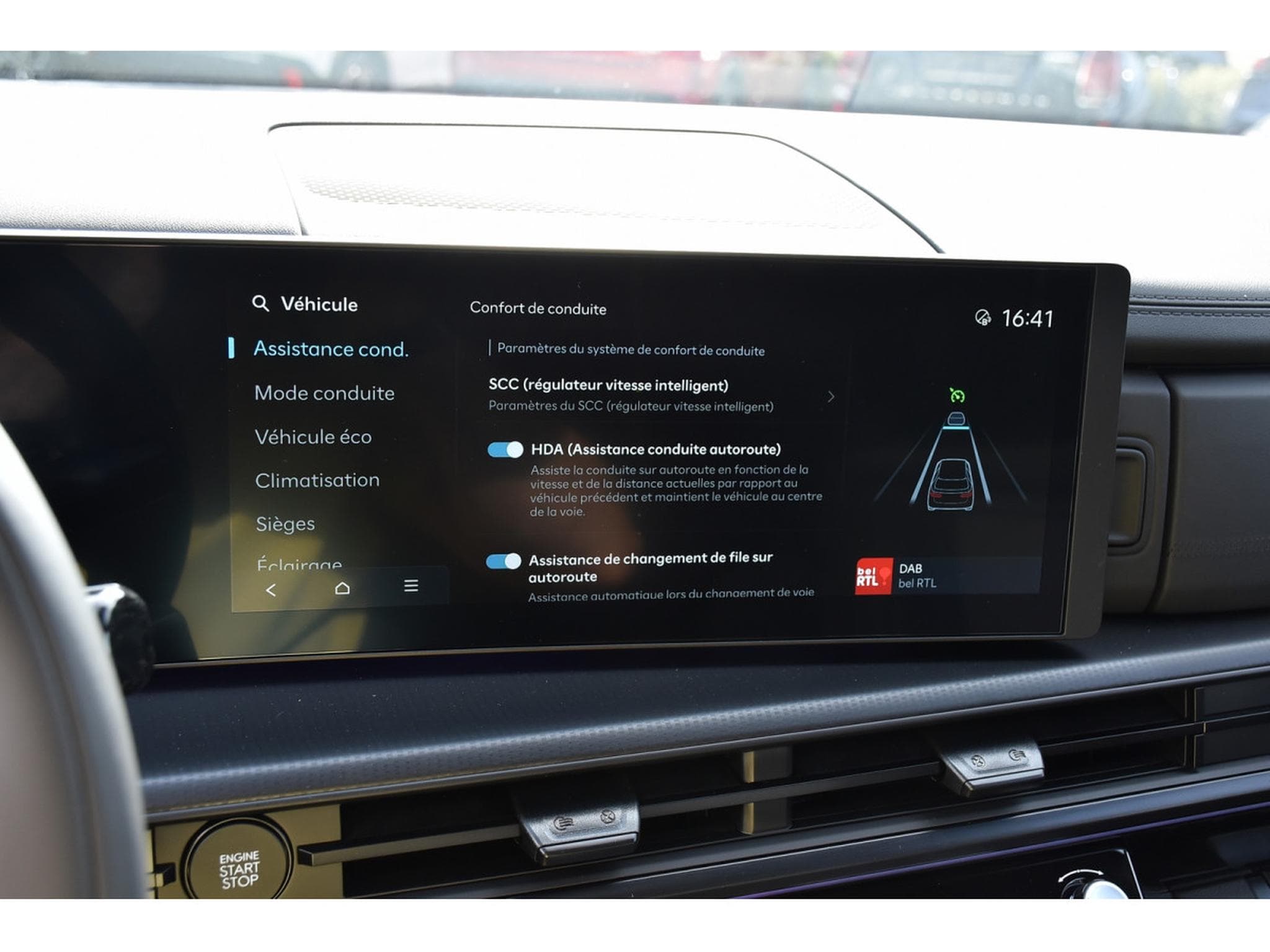 Hyundai Santa Fe 1.6 T-GDI HEV Calligraphy 7 PL. PANO MEMO BOSE HUD NEUF (2026) - Foto 12