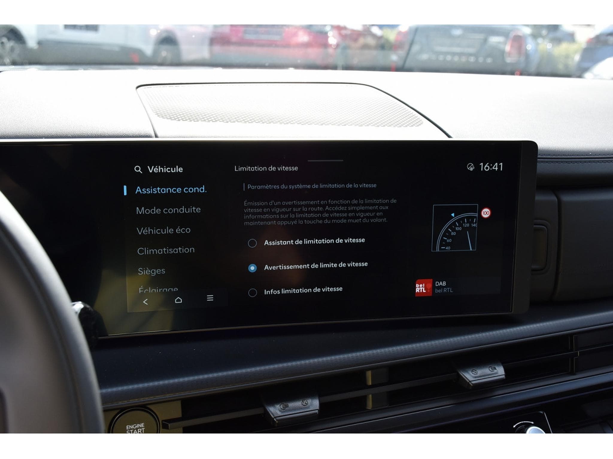 Hyundai Santa Fe 1.6 T-GDI HEV Calligraphy 7 PL. PANO MEMO BOSE HUD NEUF (2026) - Foto 15