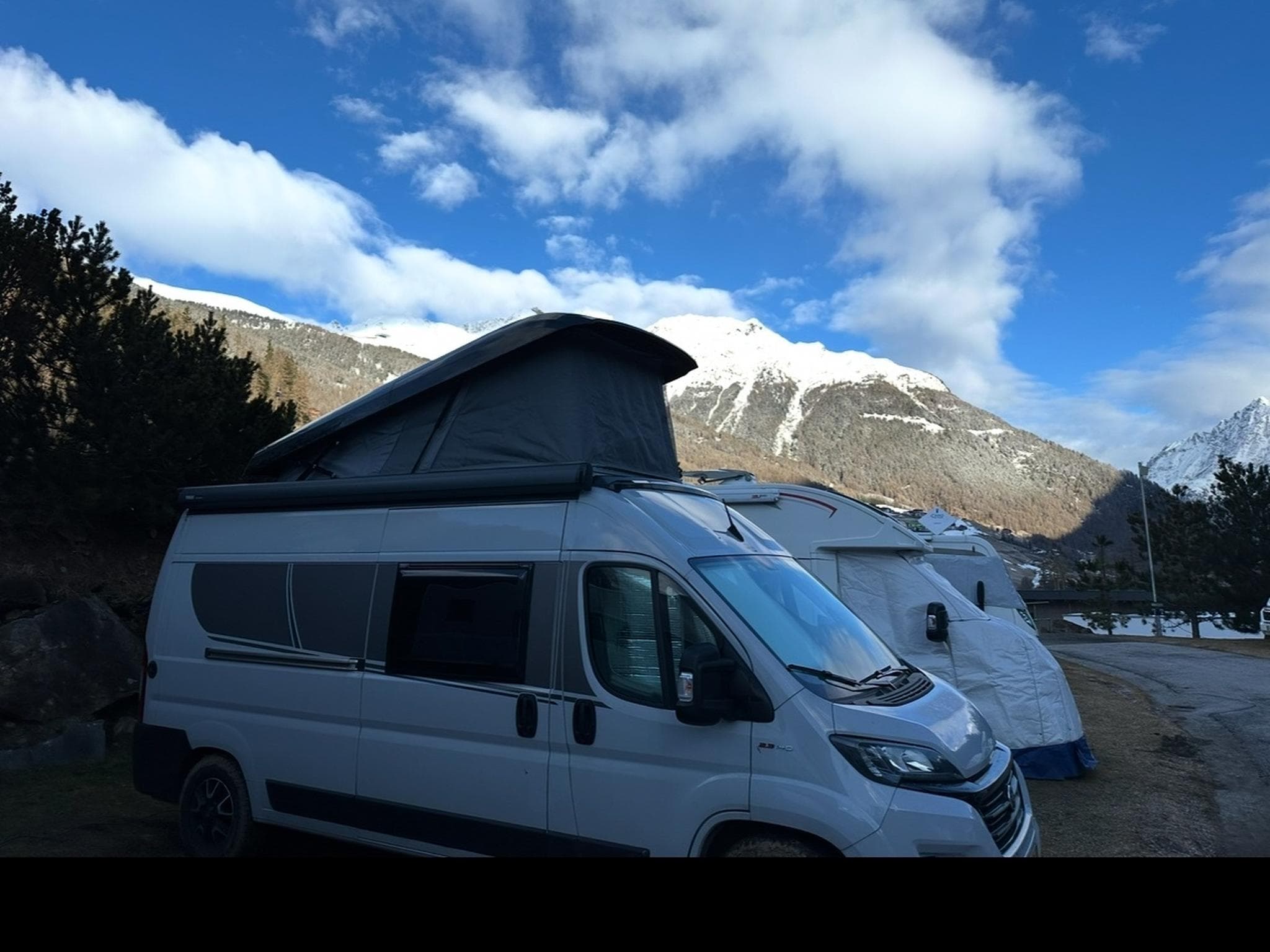 Fiat Ducato Carado CV600 edition 15 4 pers. 2.3L (2021) - Photo 8
