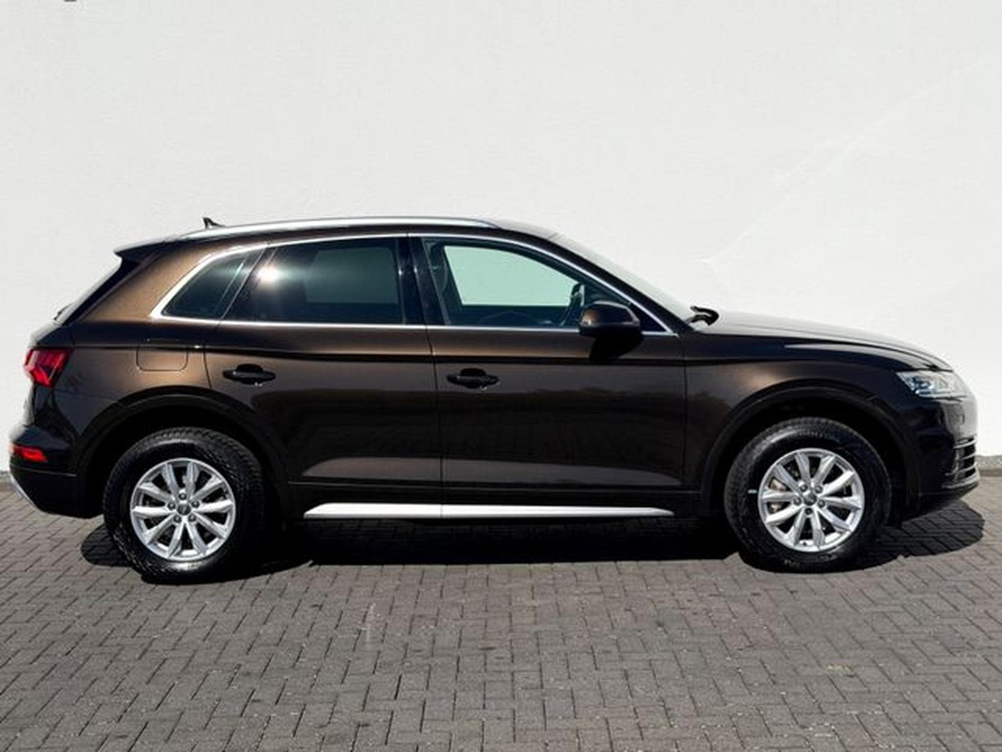Audi Q5 Q5 2.0 TFSI quattro design /NAVI/LED/CAM/1.HAND/ (2017) - Photo 4