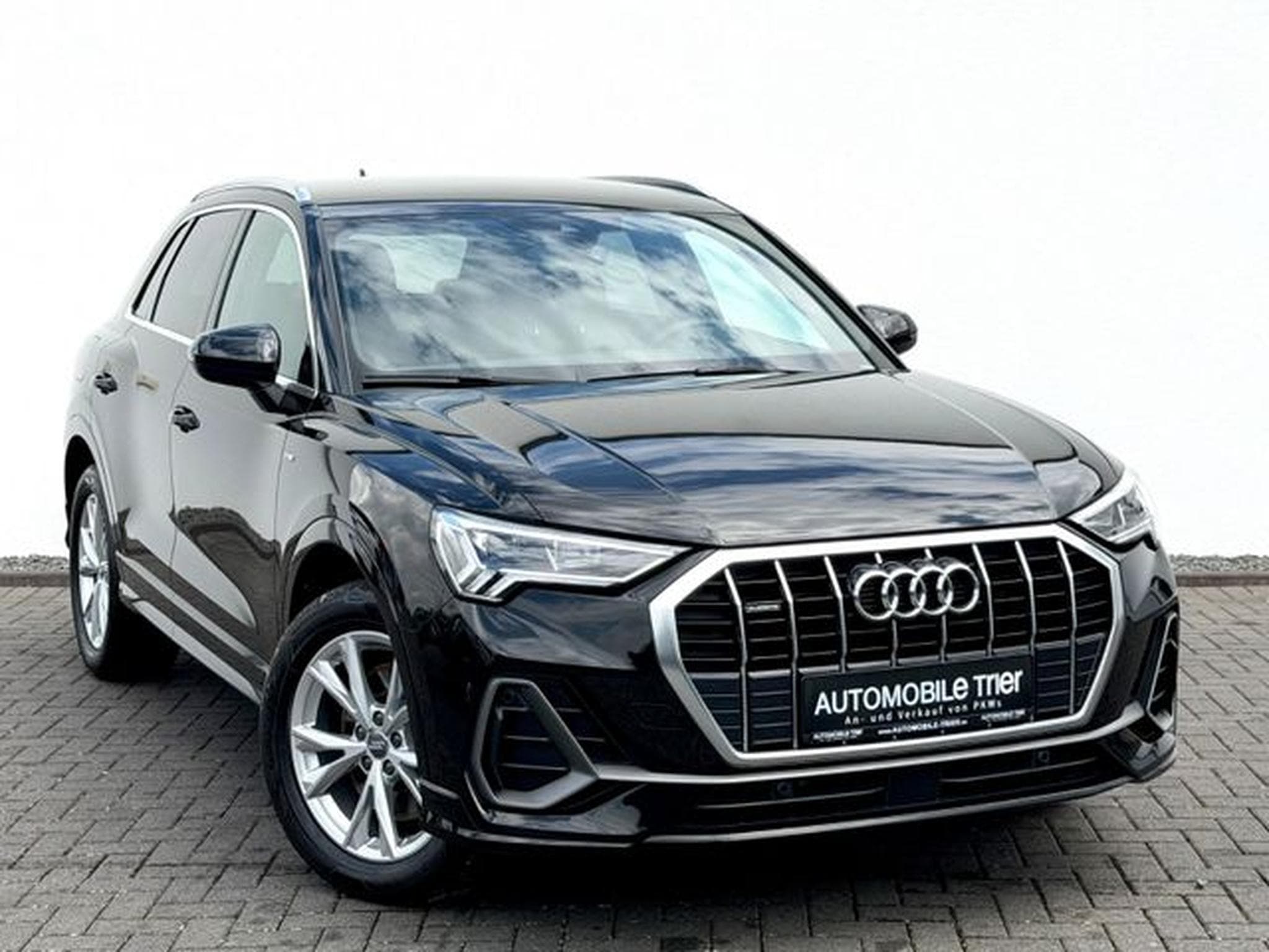 Audi Q3 Q3 40 TDI quattro S line Sport Plus Paket (2019) - Photo 3