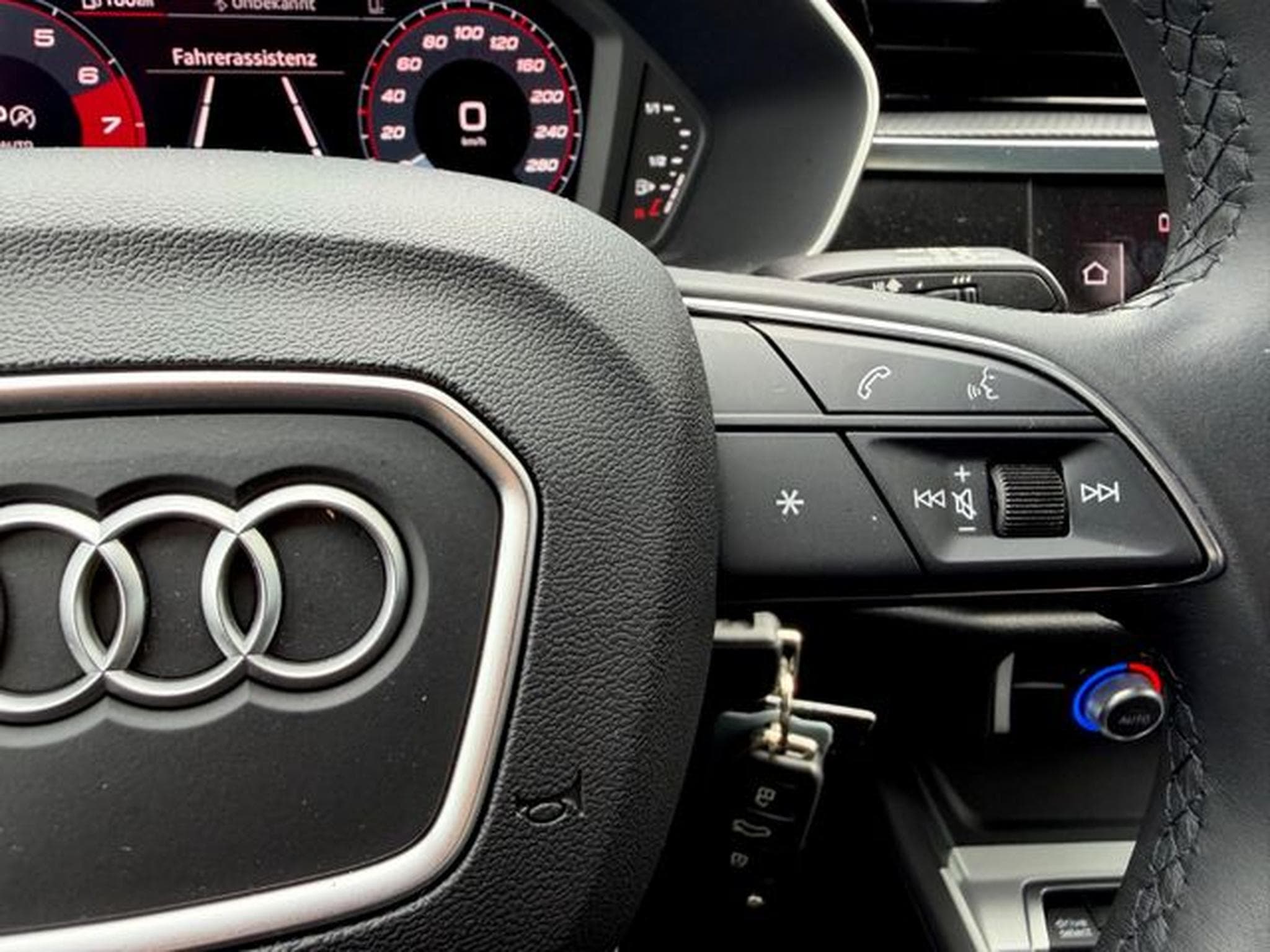 Audi Q3 Q3 Sportback 40 TFSI quattro /1.HAND/ (2023) - Foto 16