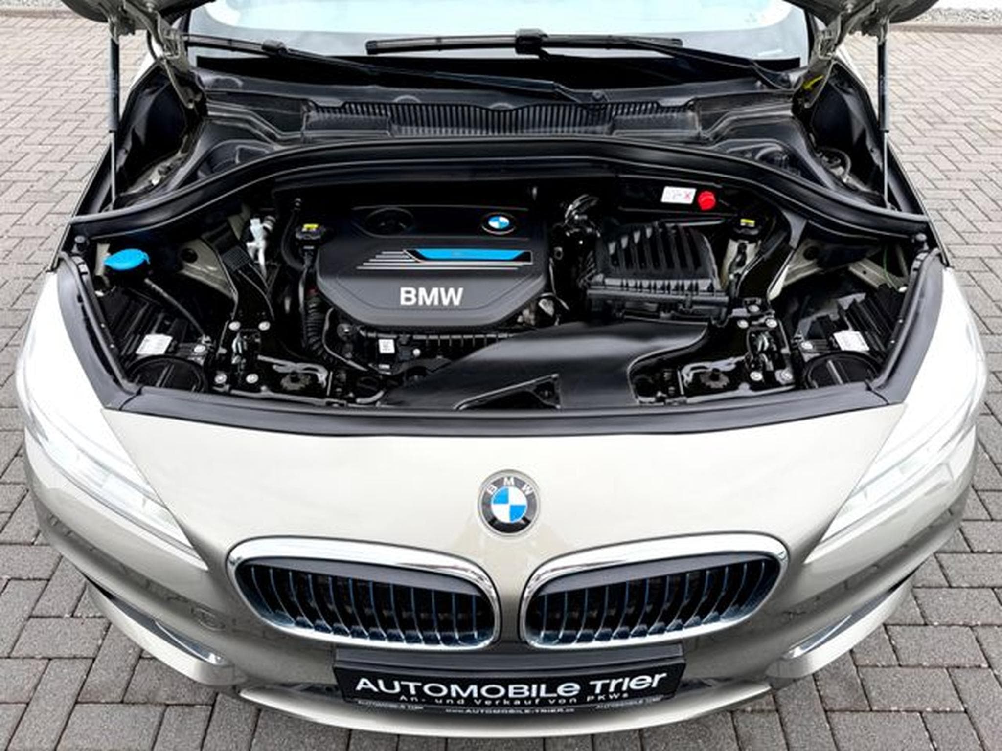 BMW 225 Active Tourer 225 xe Luxury Line /LED/PANO/HUD/ (2017) - Photo 20